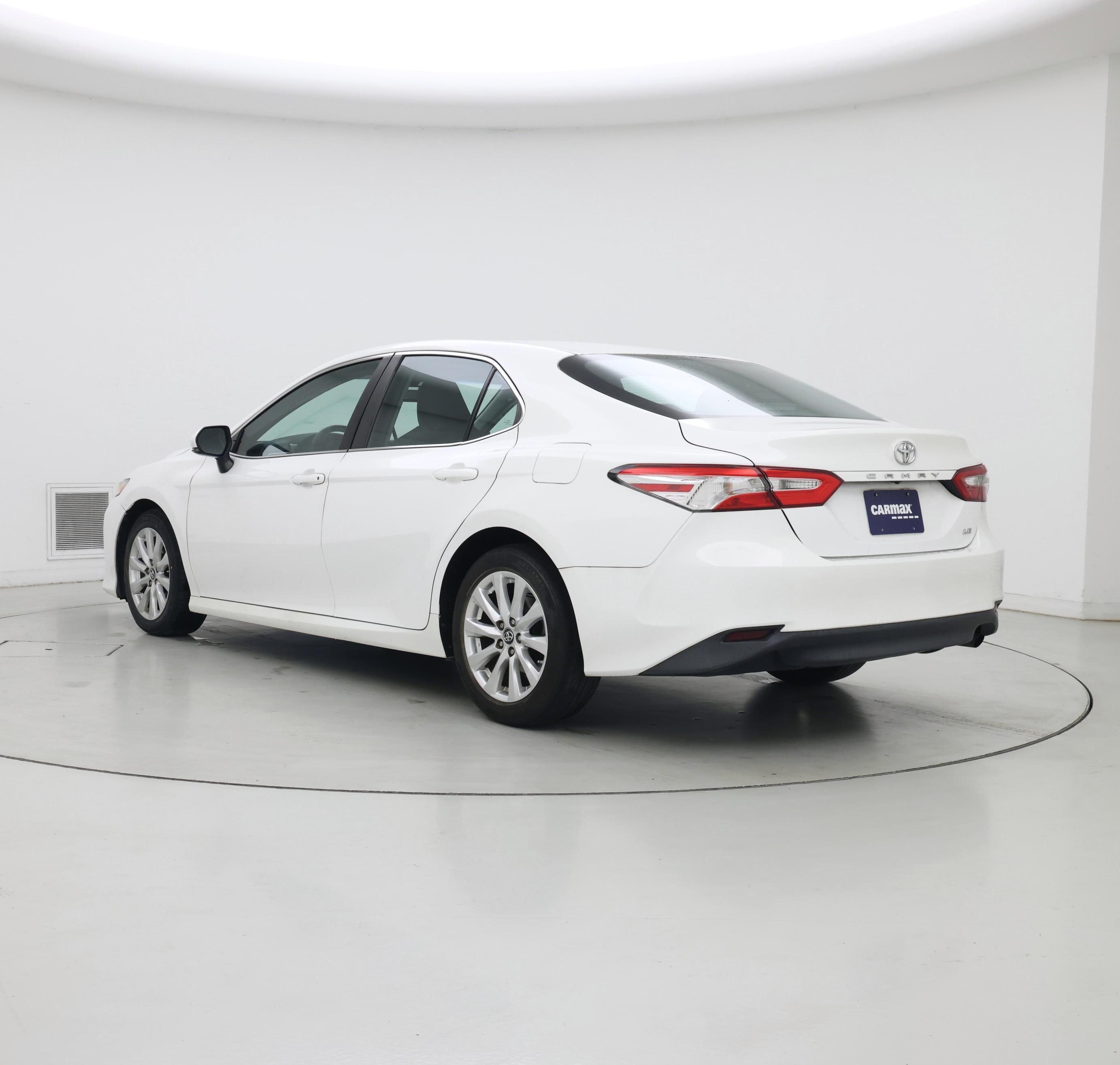 Thumbnail: 2018 Toyota Camry - 2