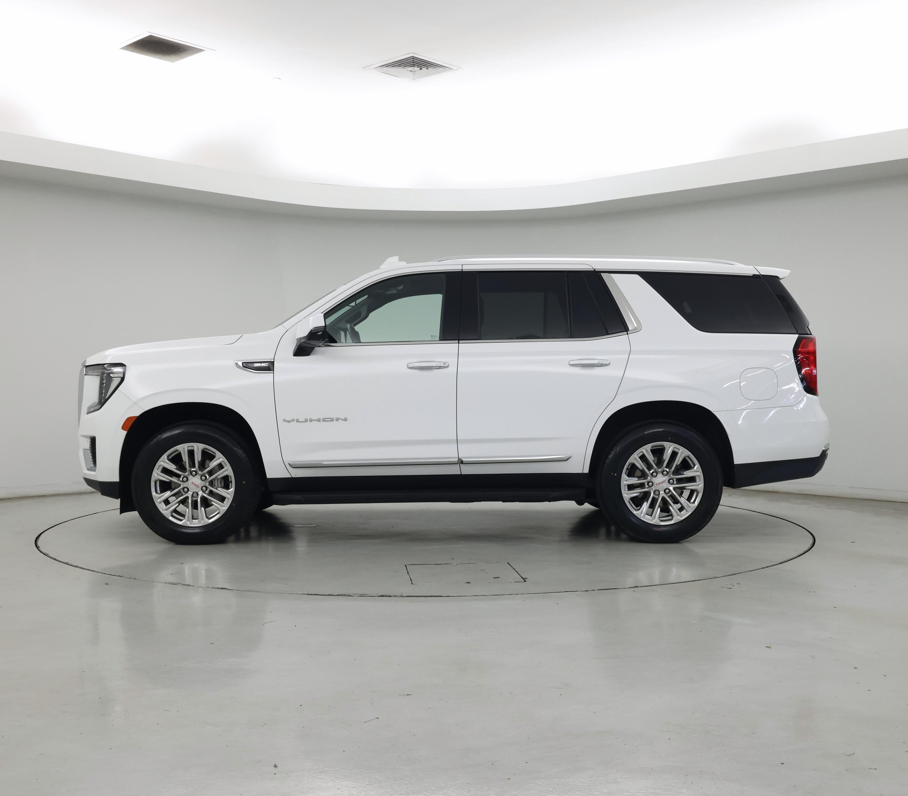 Thumbnail: 2022 GMC Yukon - 3