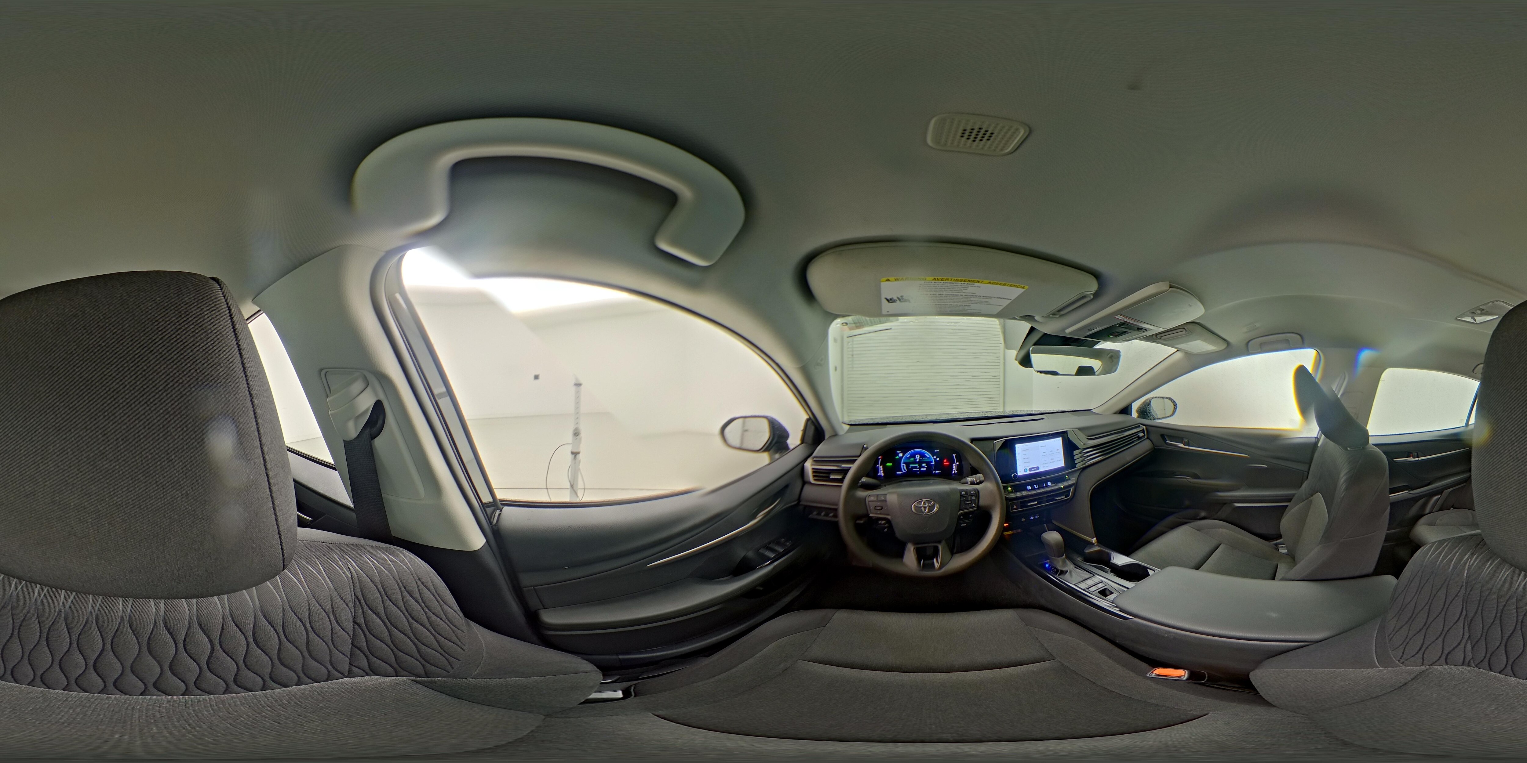 2025 Toyota Camry LE - Photo 27