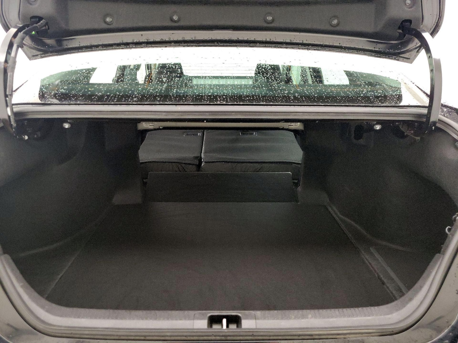 2025 Toyota Camry LE - Photo 22