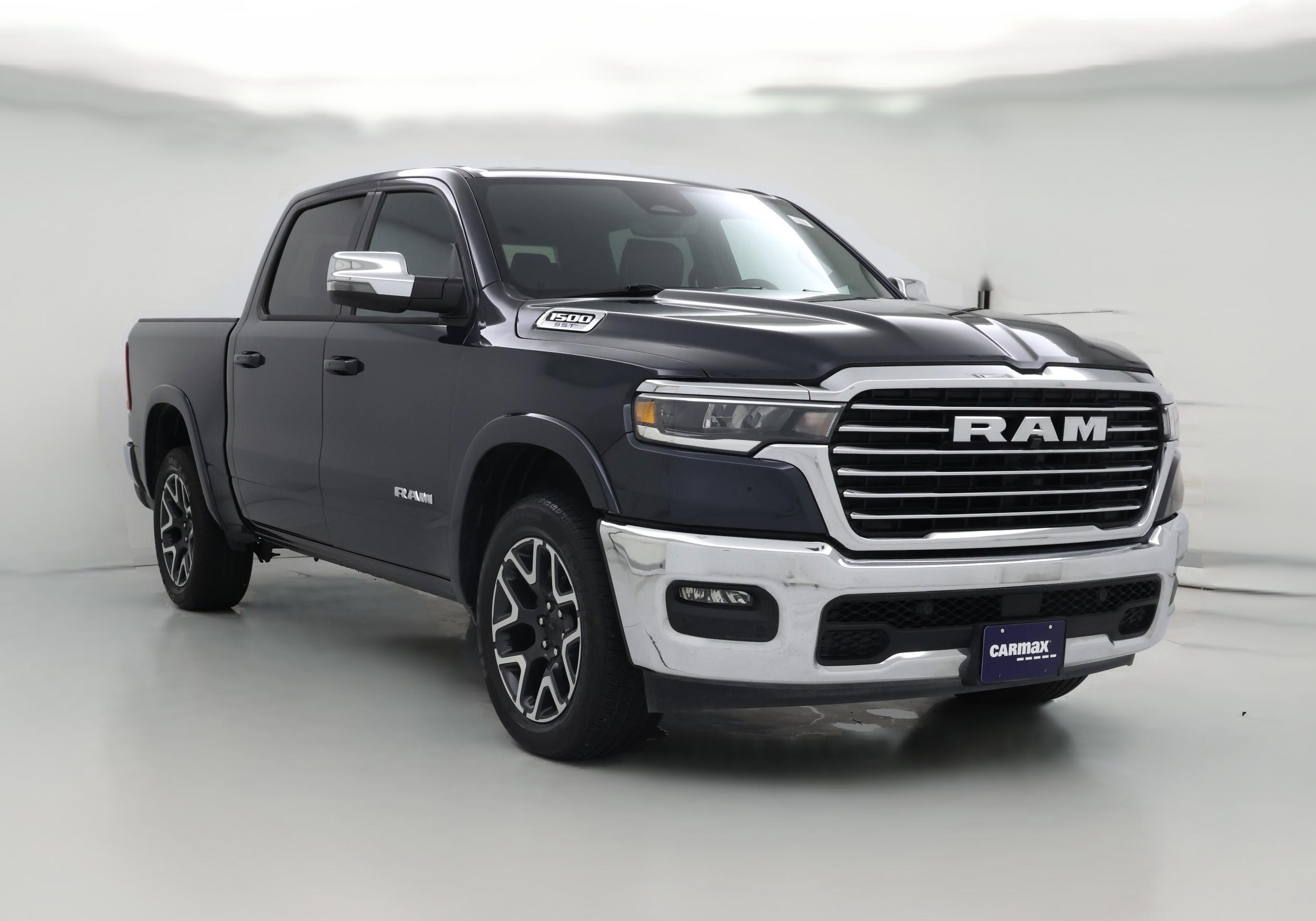 Thumbnail: 2025 RAM 1500 - 1