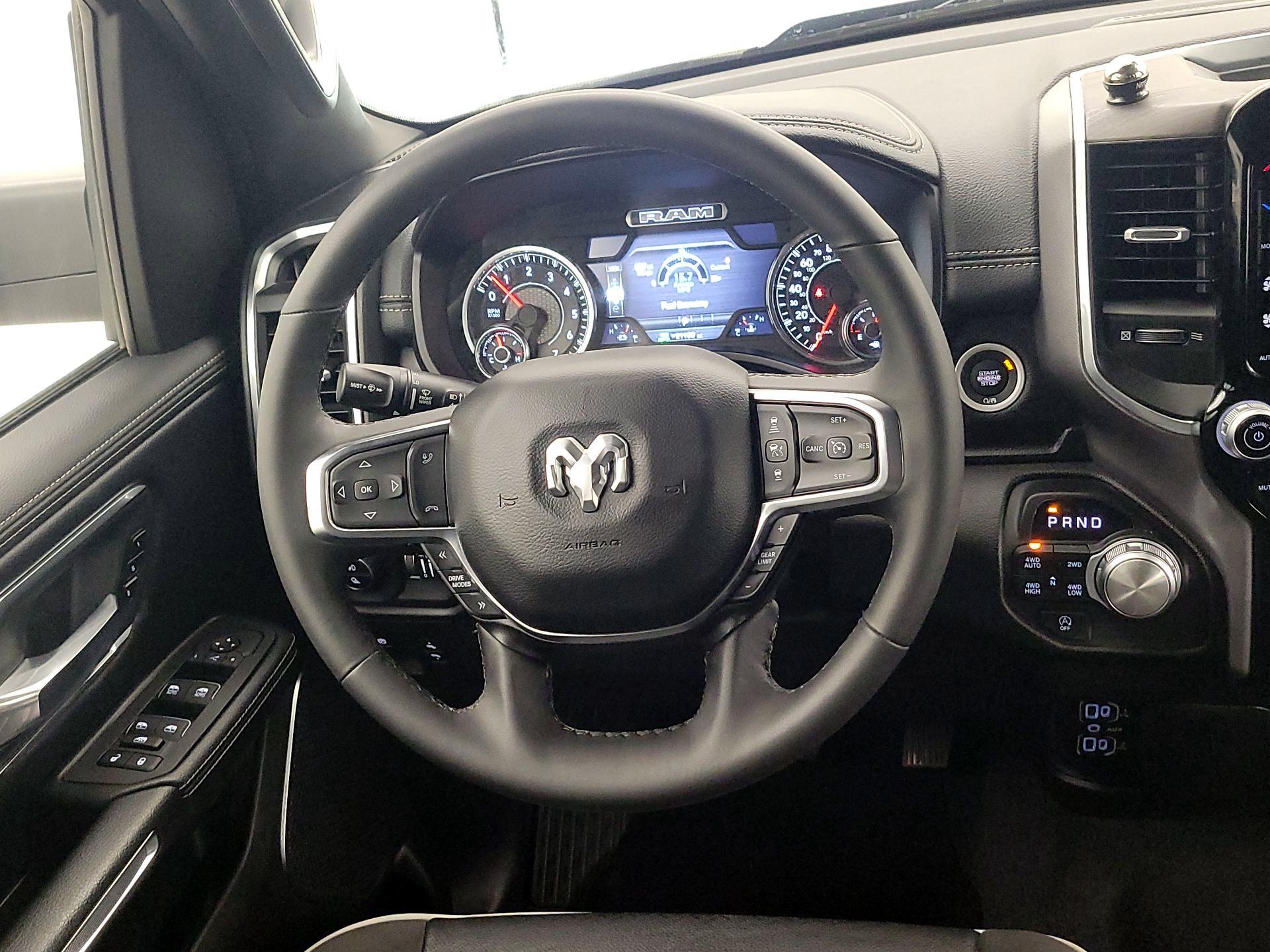 Thumbnail: 2025 RAM 1500 - 10