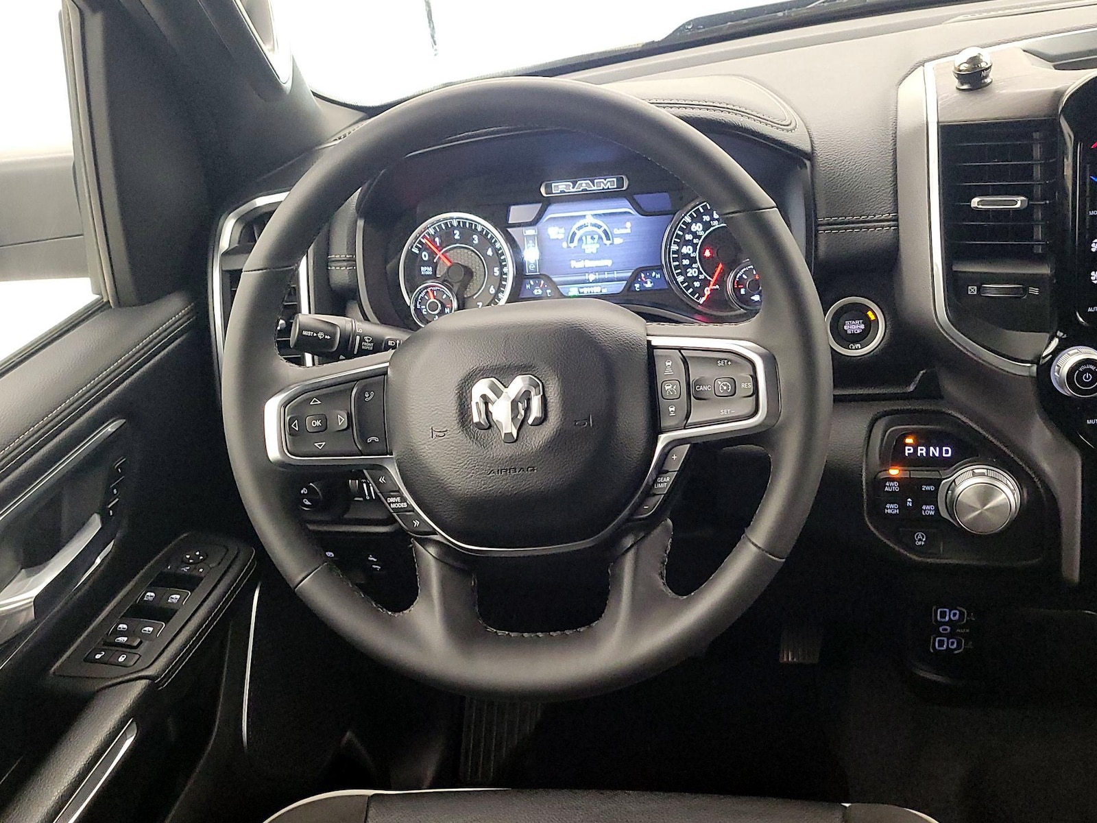 2025 RAM Ram 1500 Pickup Laramie - Photo 11