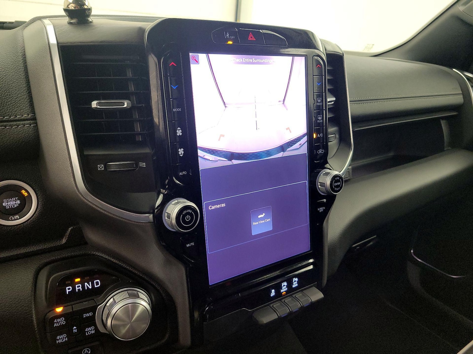 2025 RAM Ram 1500 Pickup Laramie - Photo 16
