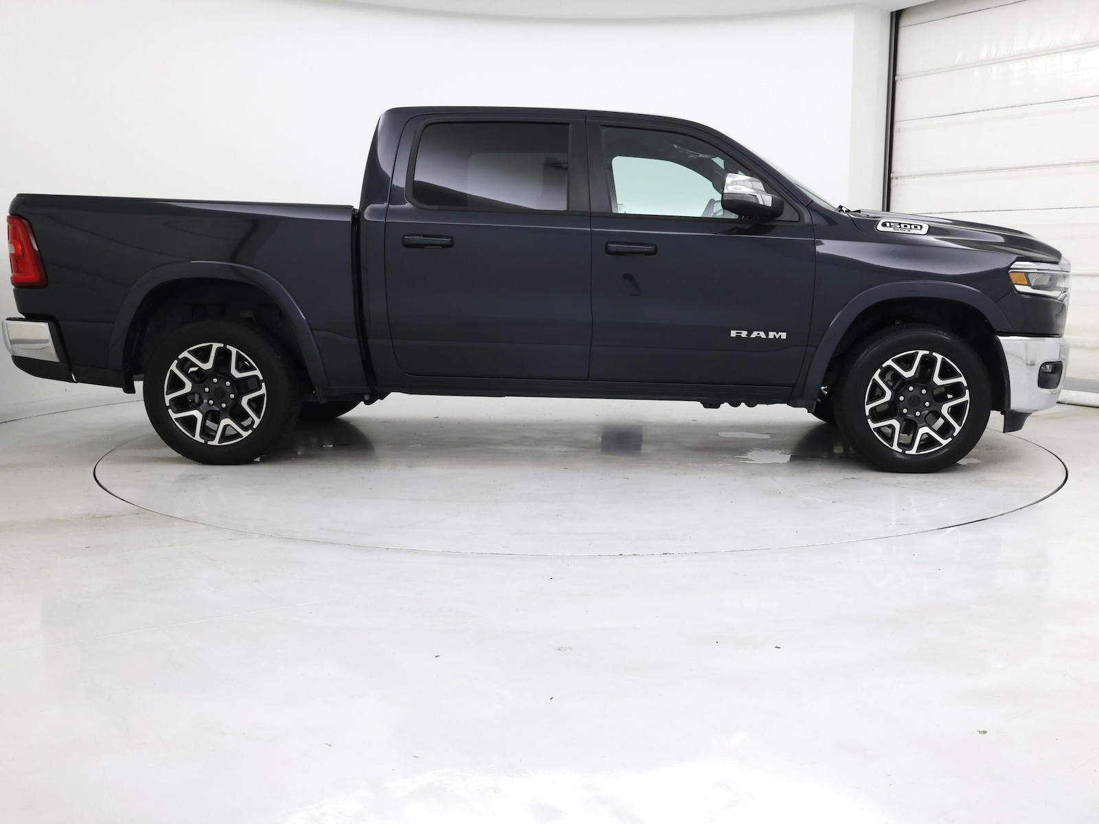 2025 RAM Ram 1500 Pickup Laramie - Photo 8