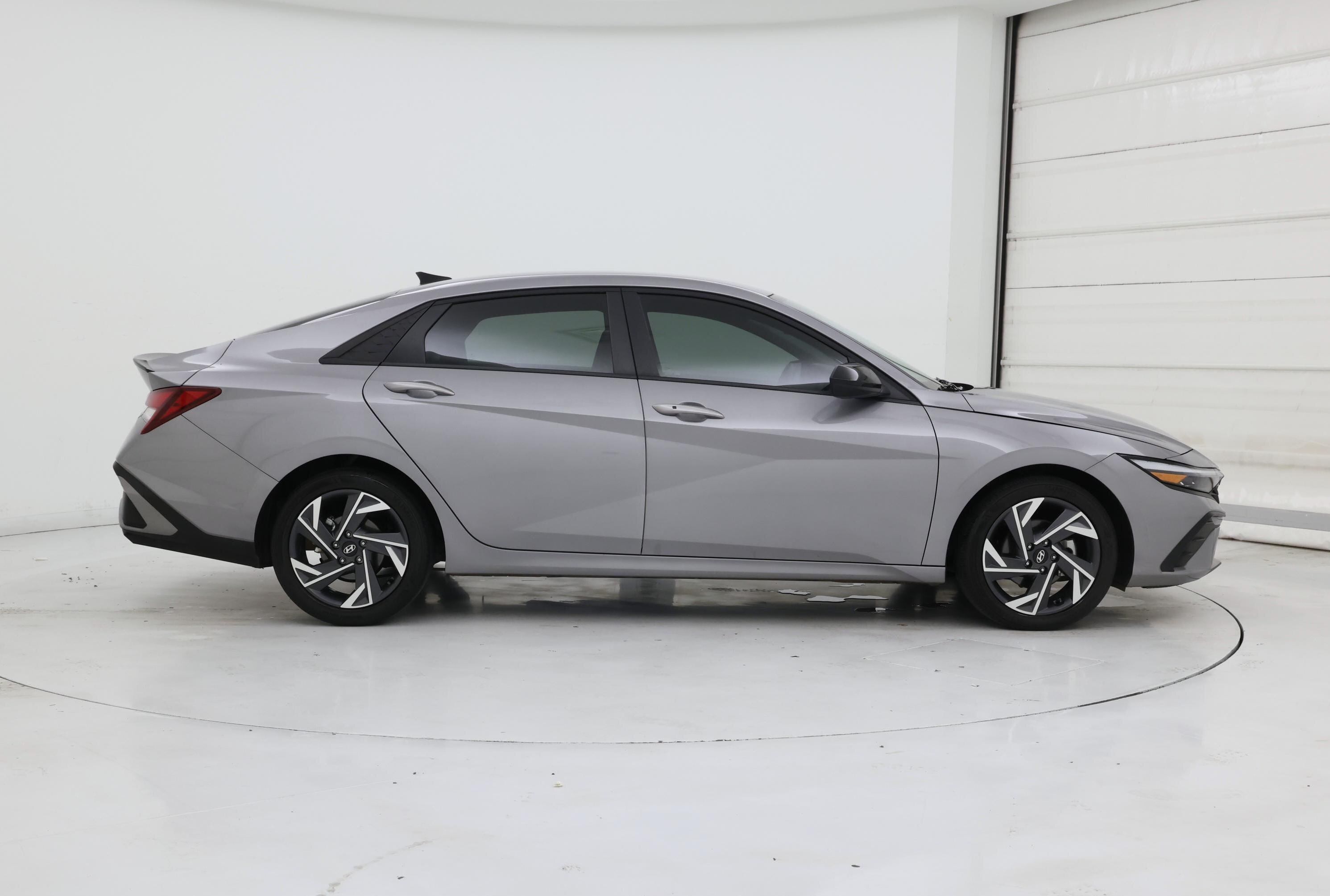 Thumbnail: 2025 Hyundai Elantra - 7
