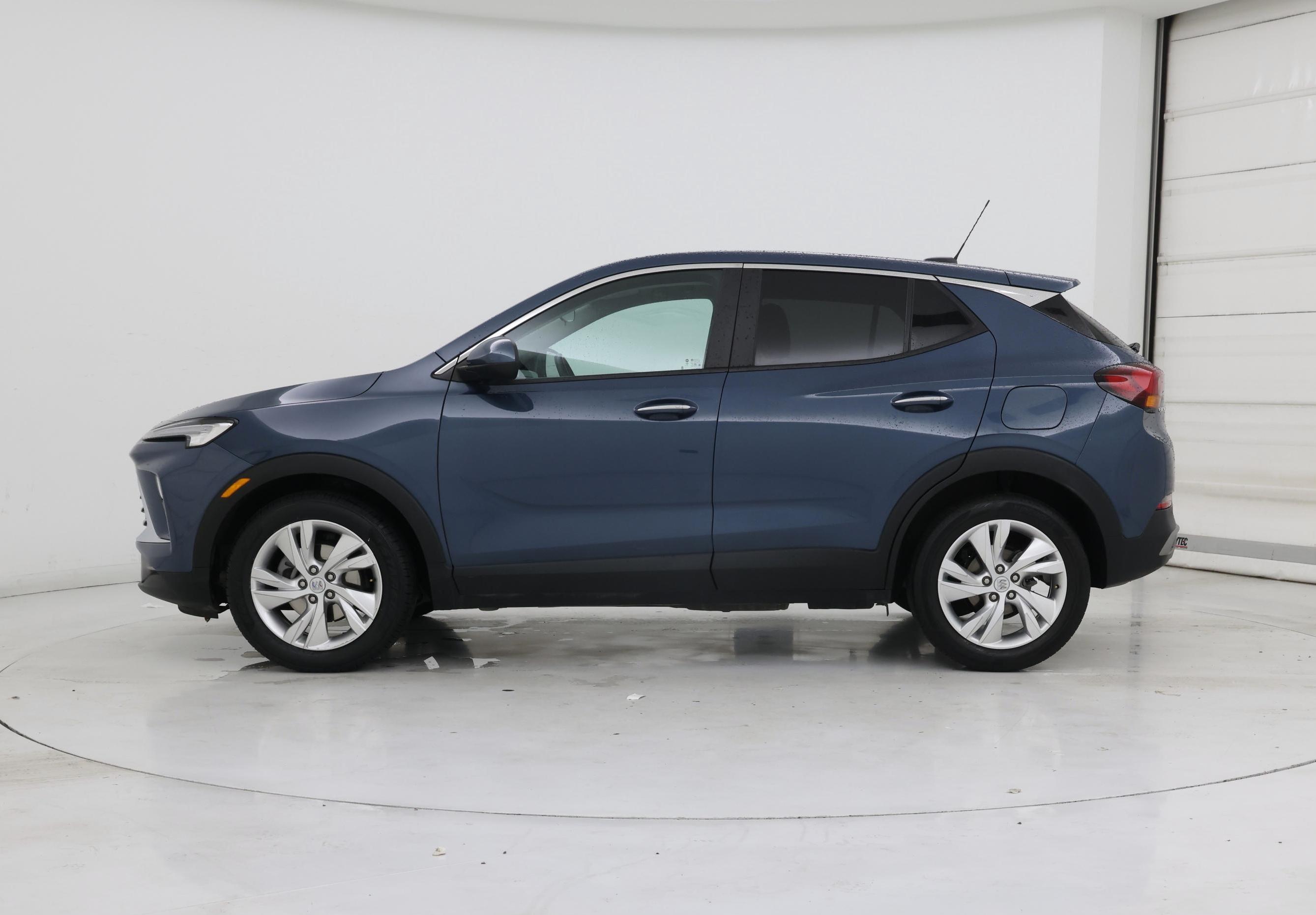 Thumbnail: 2024 Buick Encore GX - 3