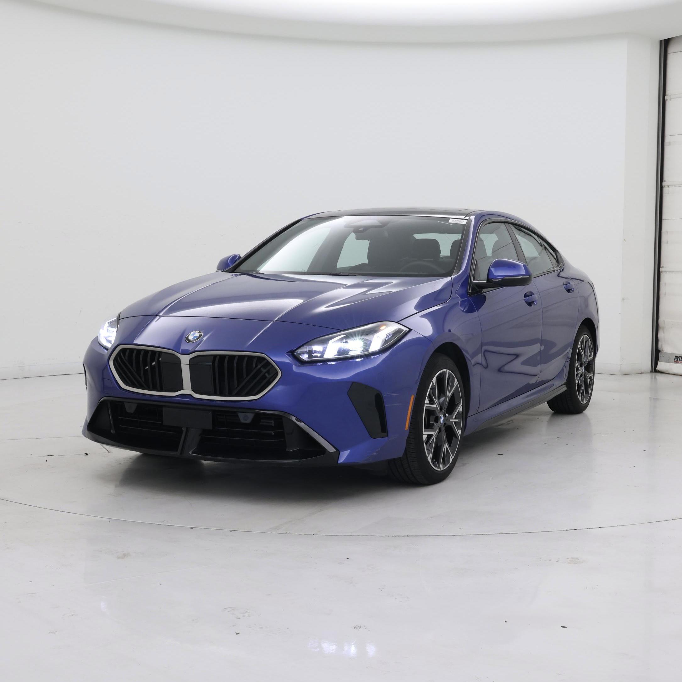 Thumbnail: 2025 BMW 2 Series - 4