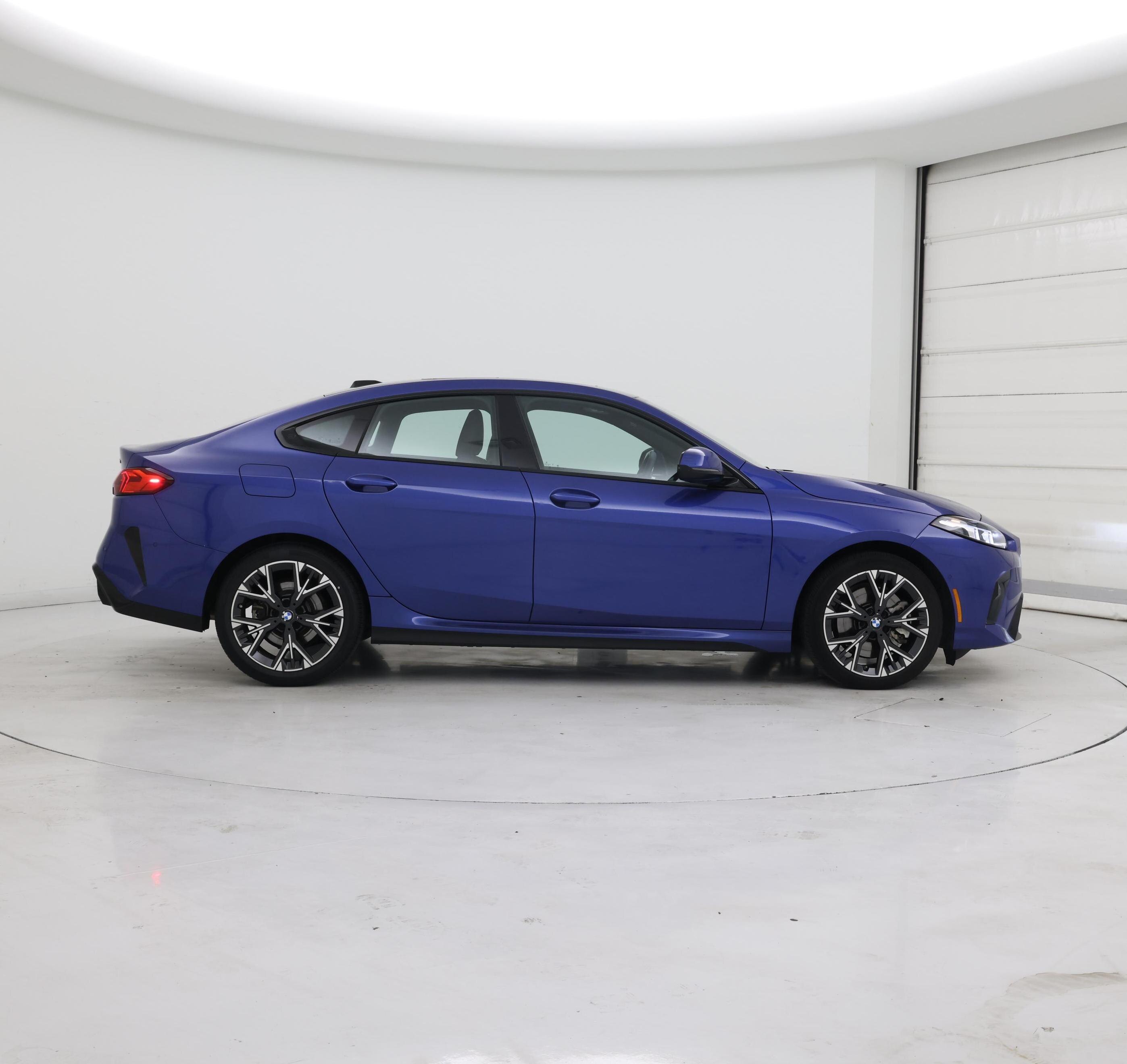 Thumbnail: 2025 BMW 2 Series - 7