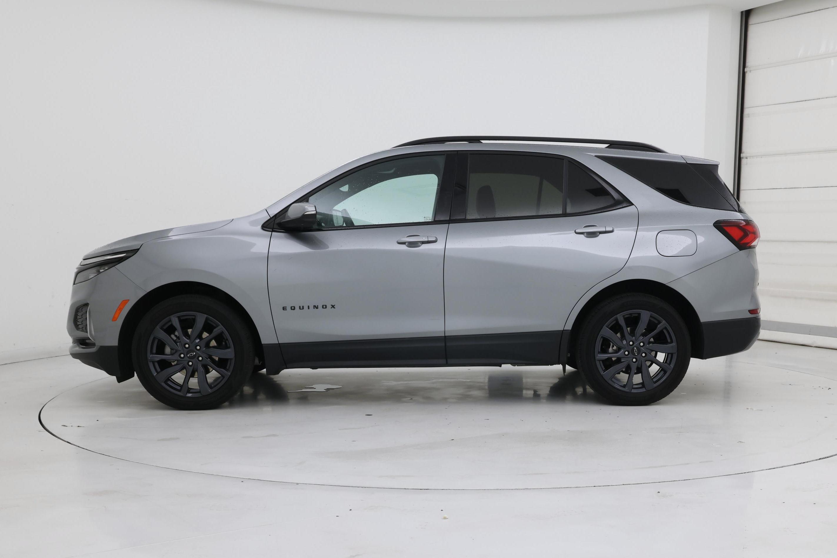 Thumbnail: 2024 Chevrolet Equinox - 3