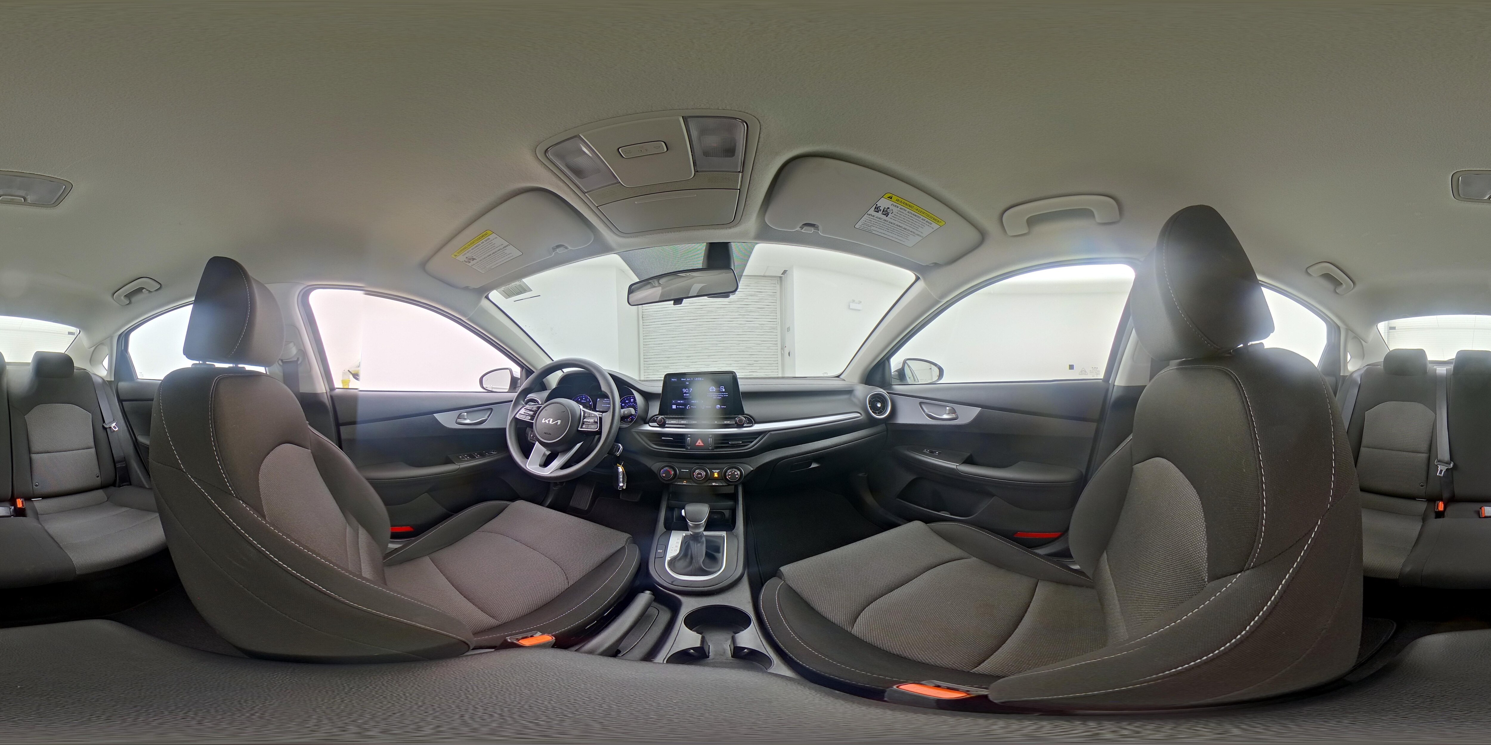 2024 Kia Forte LXS - Photo 25