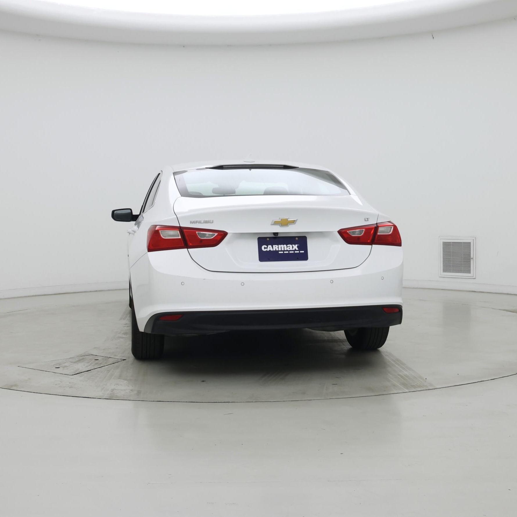 Thumbnail: 2023 Chevrolet Malibu - 6