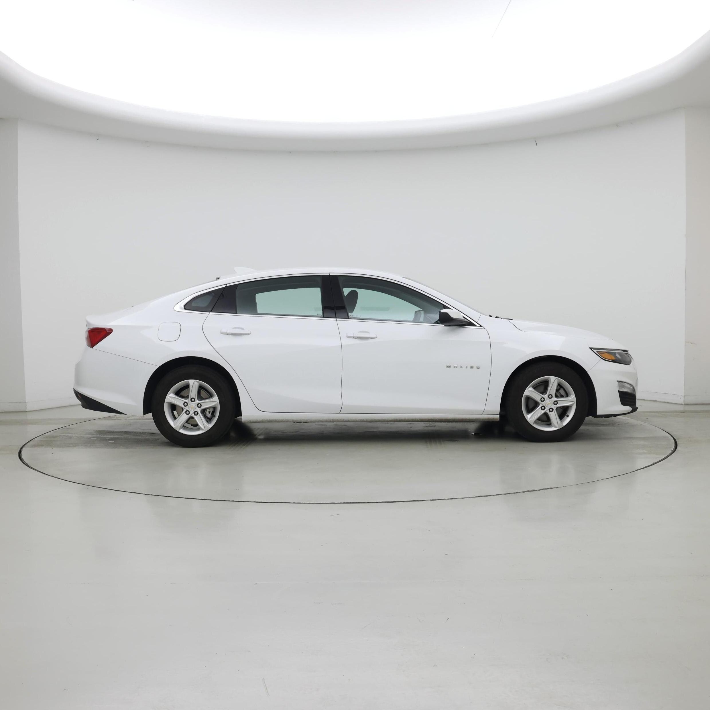 Thumbnail: 2023 Chevrolet Malibu - 7