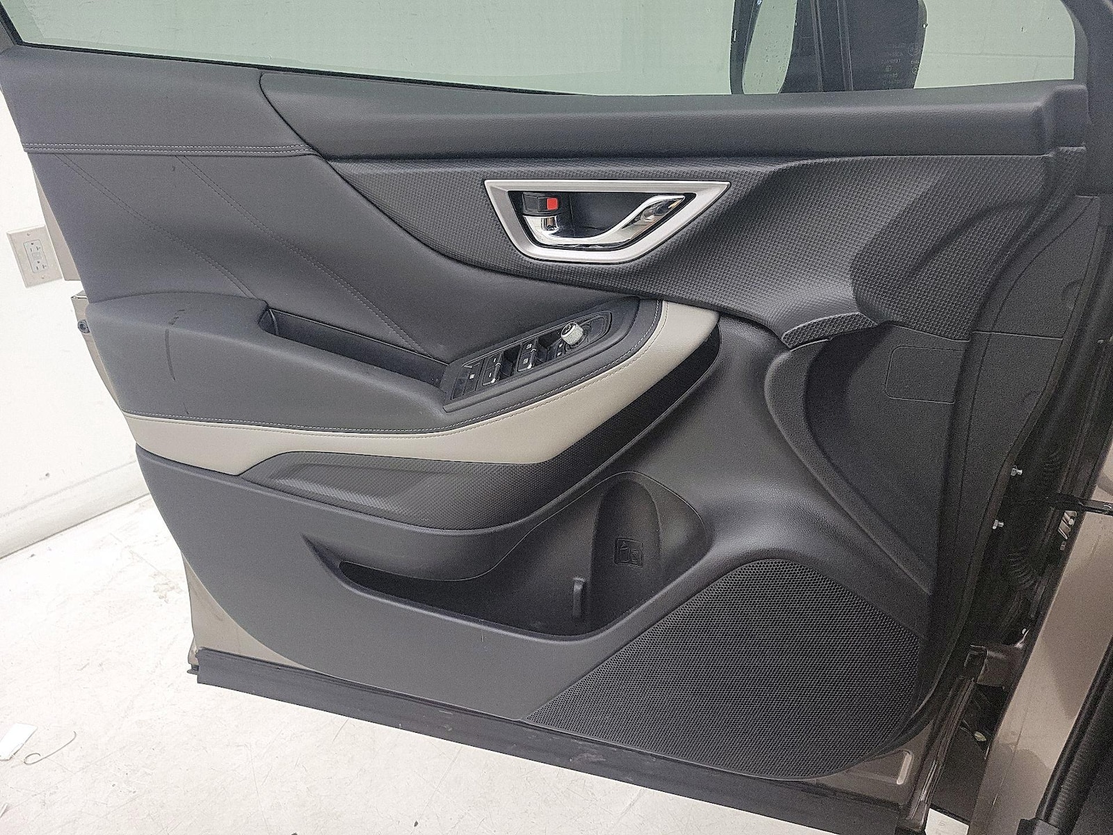 2023 Subaru Forester Limited - Photo 13