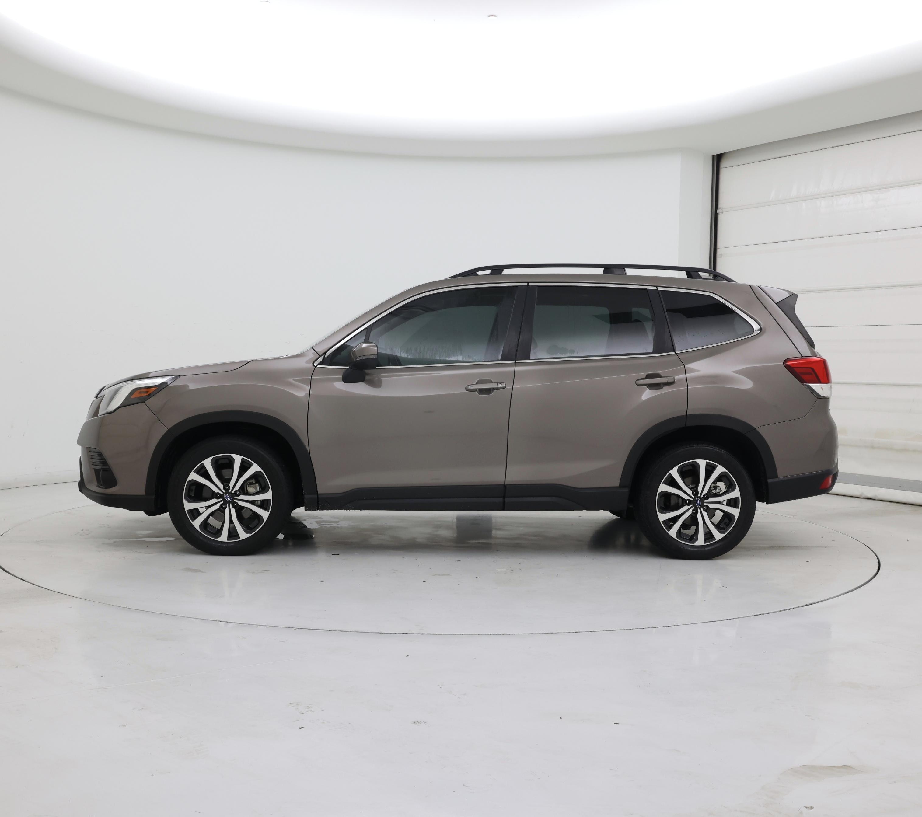 Thumbnail: 2023 Subaru Forester - 3