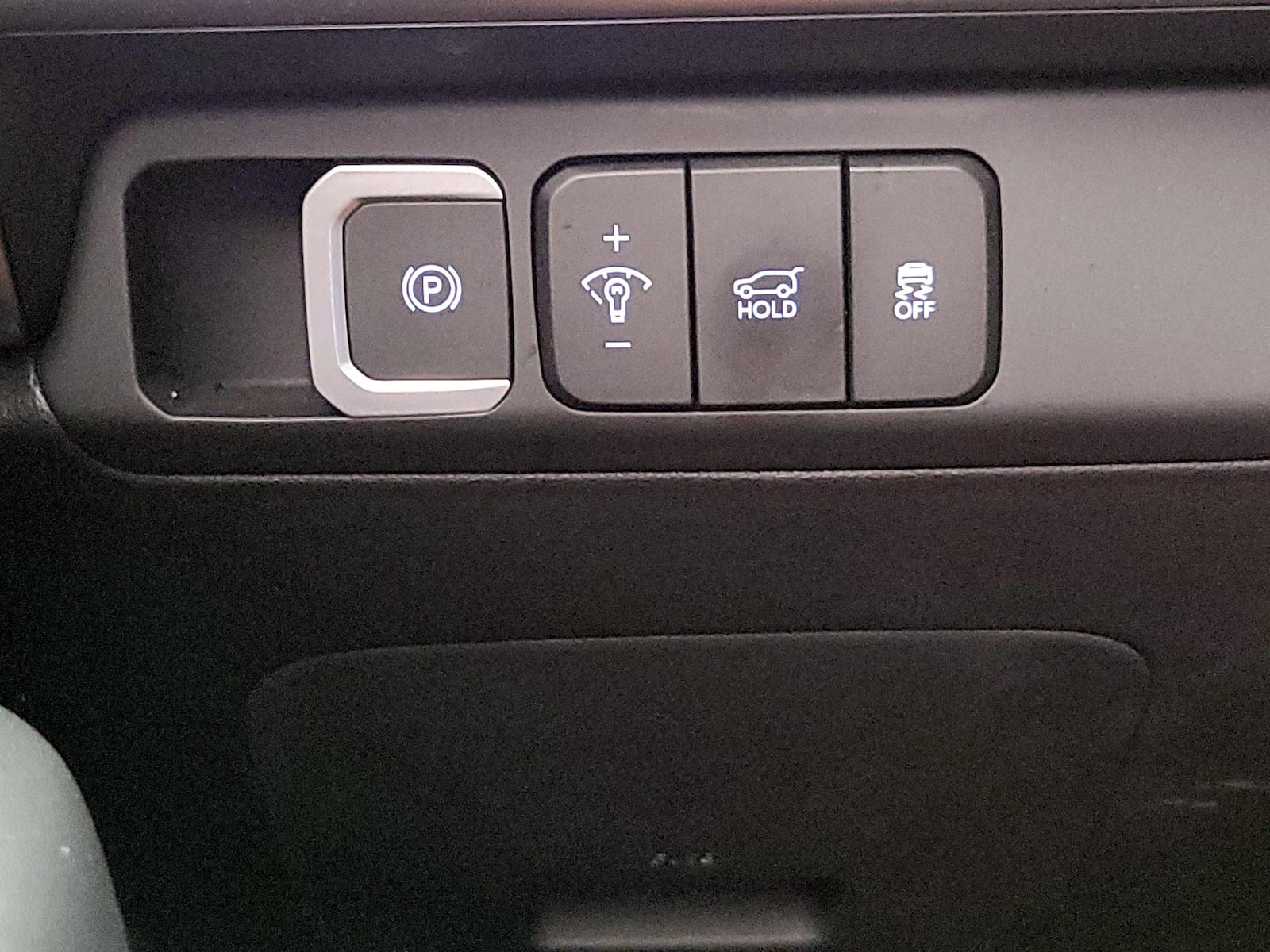 2024 Hyundai Santa Fe SE - Photo 14