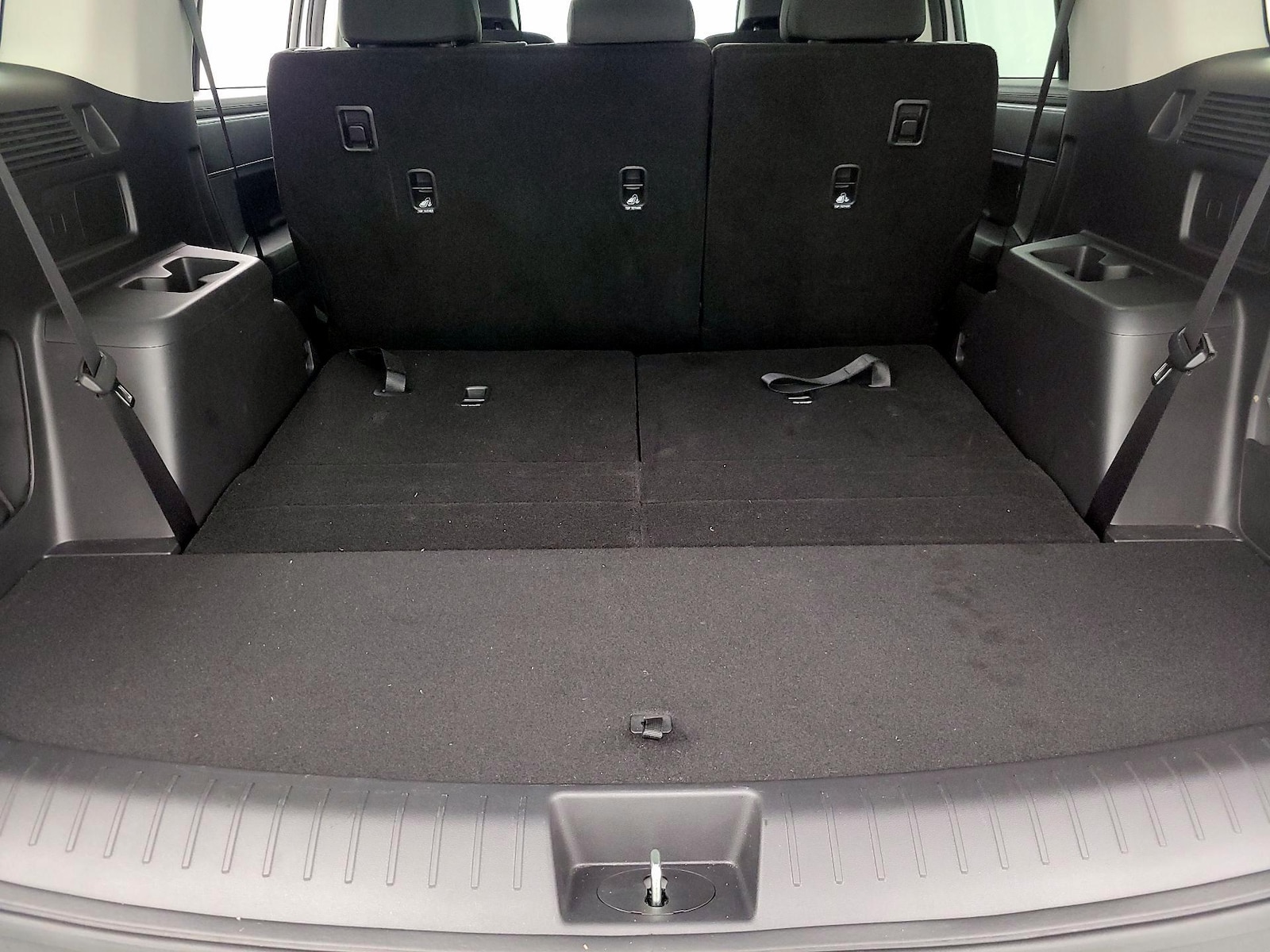 2024 Hyundai Santa Fe SE - Photo 23