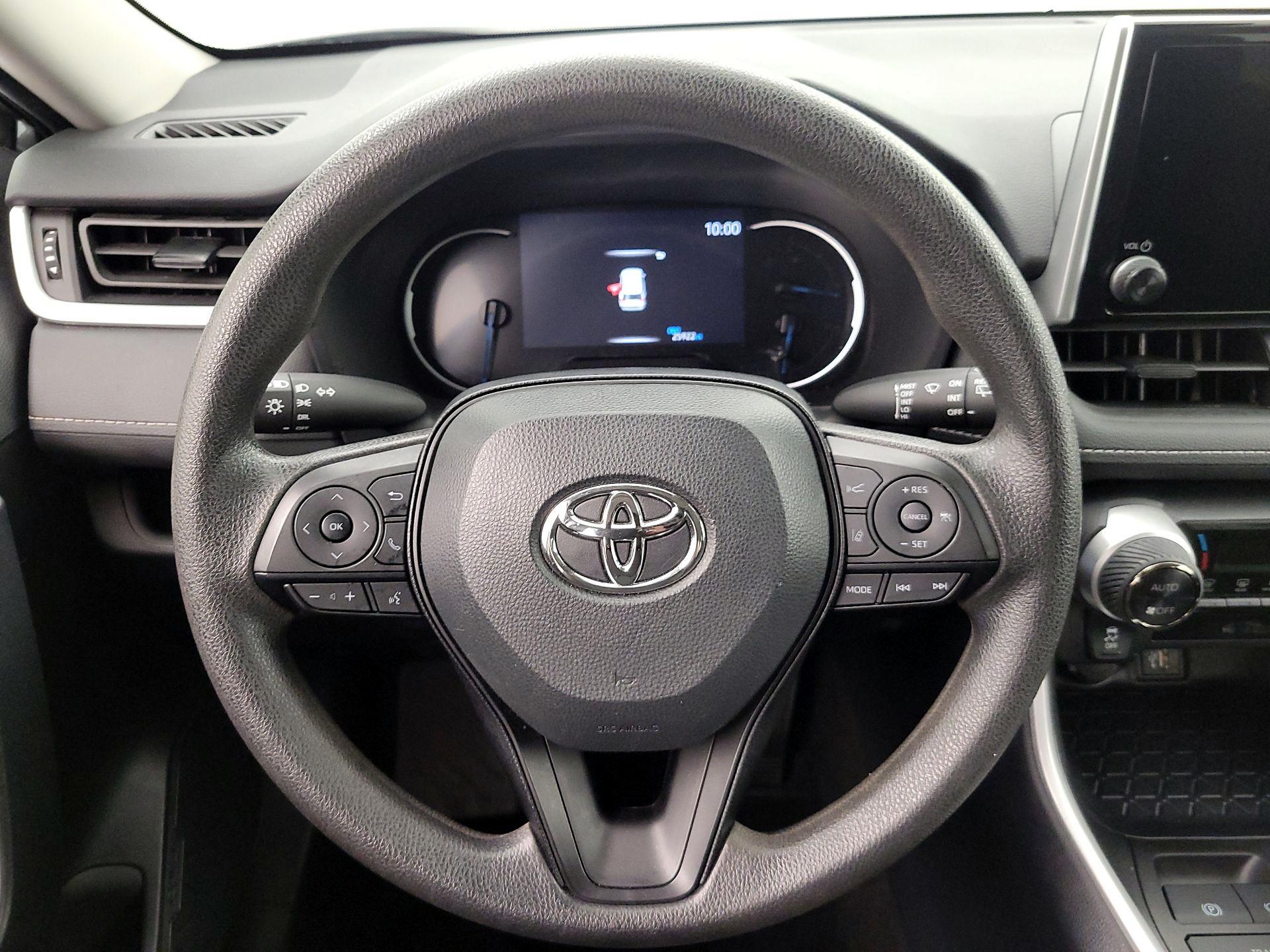 Thumbnail: 2025 Toyota RAV4 - 10