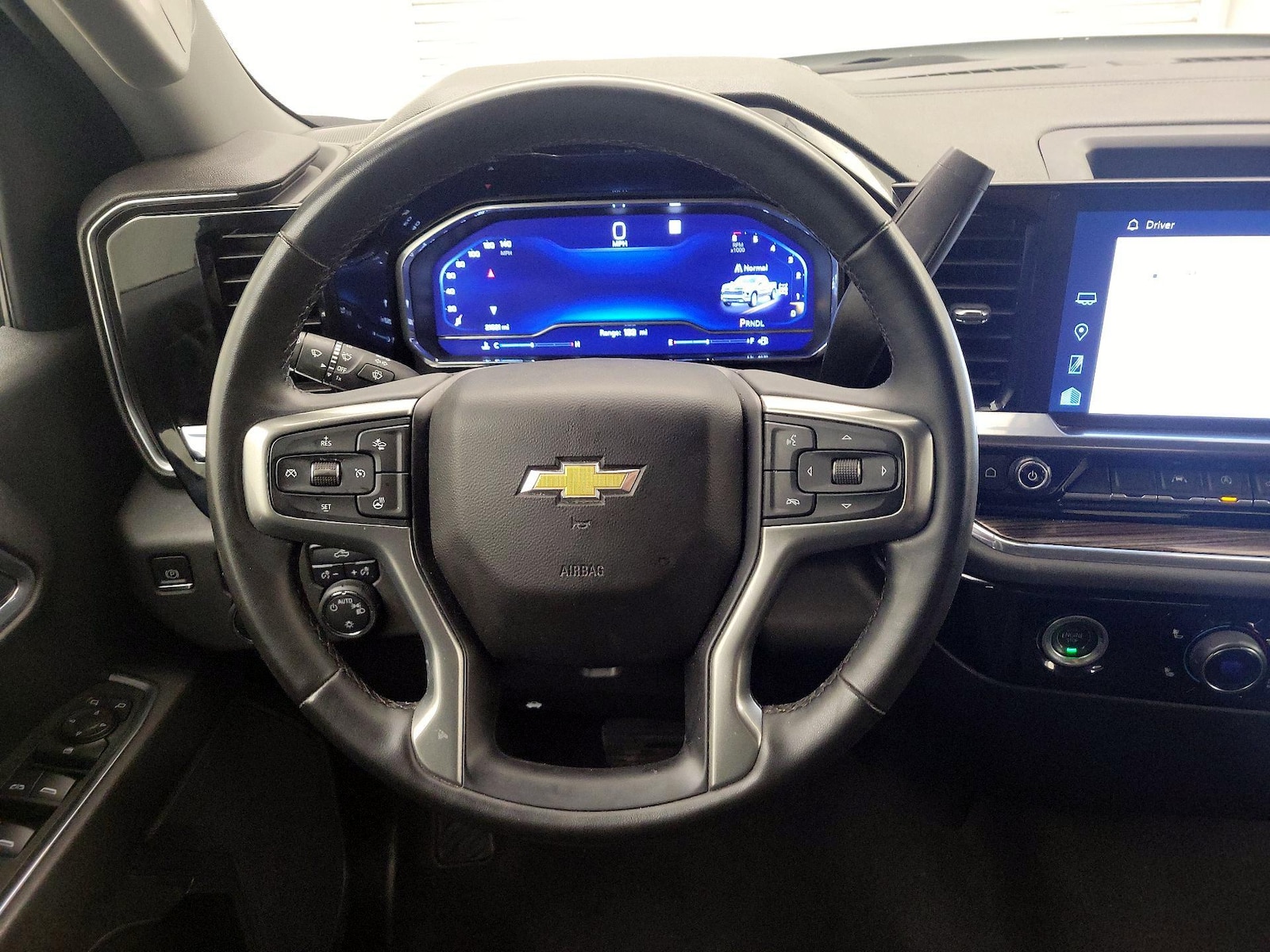 2023 Chevrolet Silverado 1500 LT - Photo 11