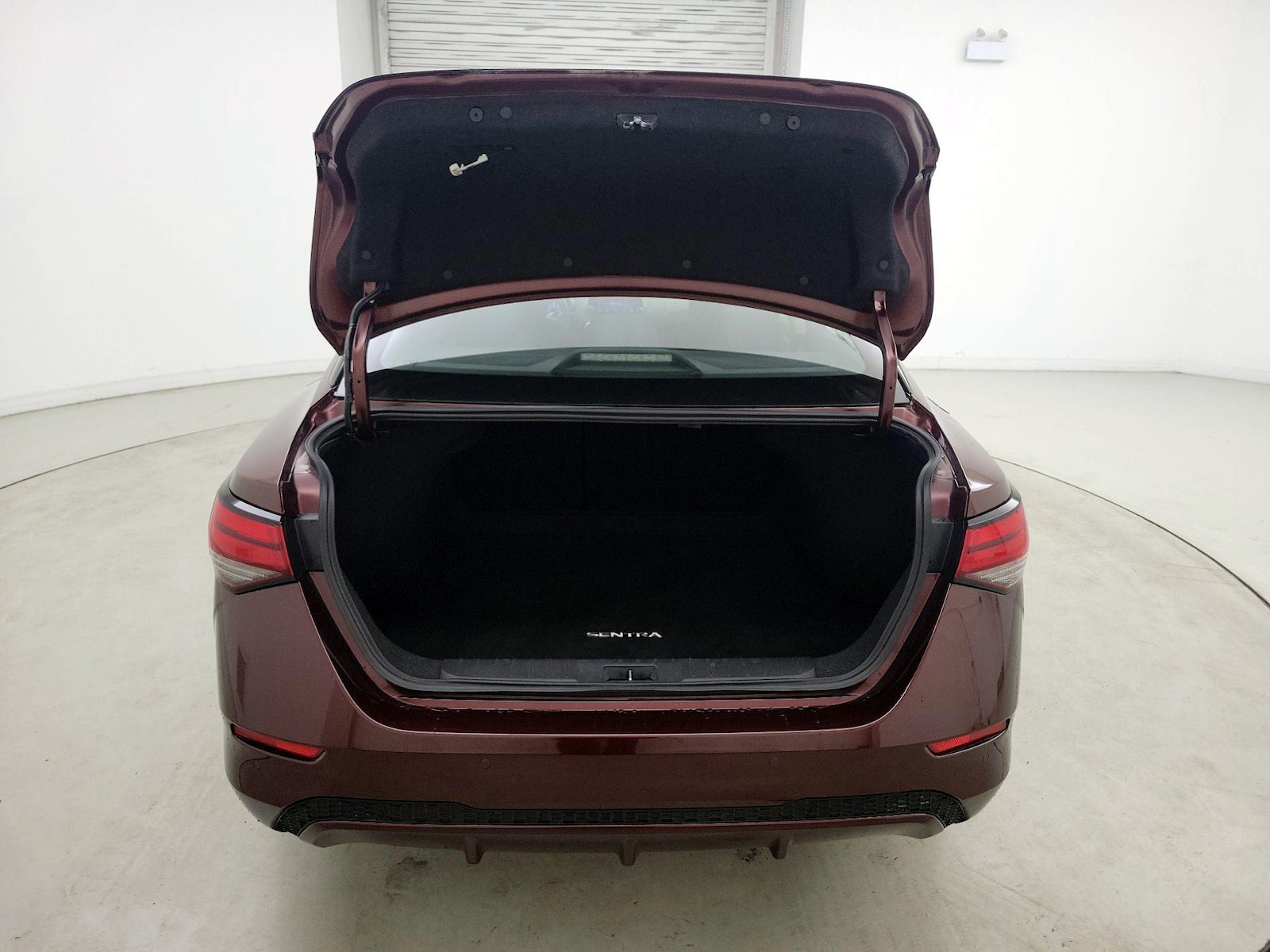 2025 Nissan Sentra SV - Photo 22