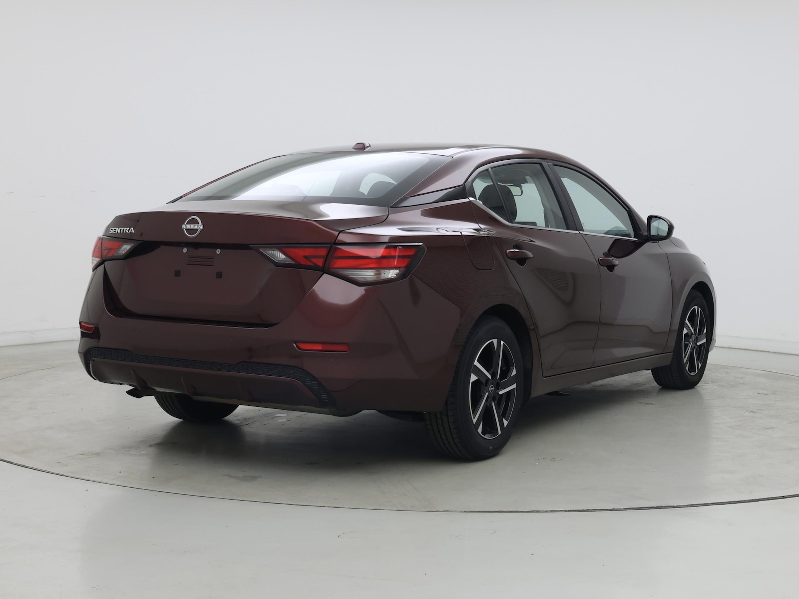 2025 Nissan Sentra SV - Photo 9