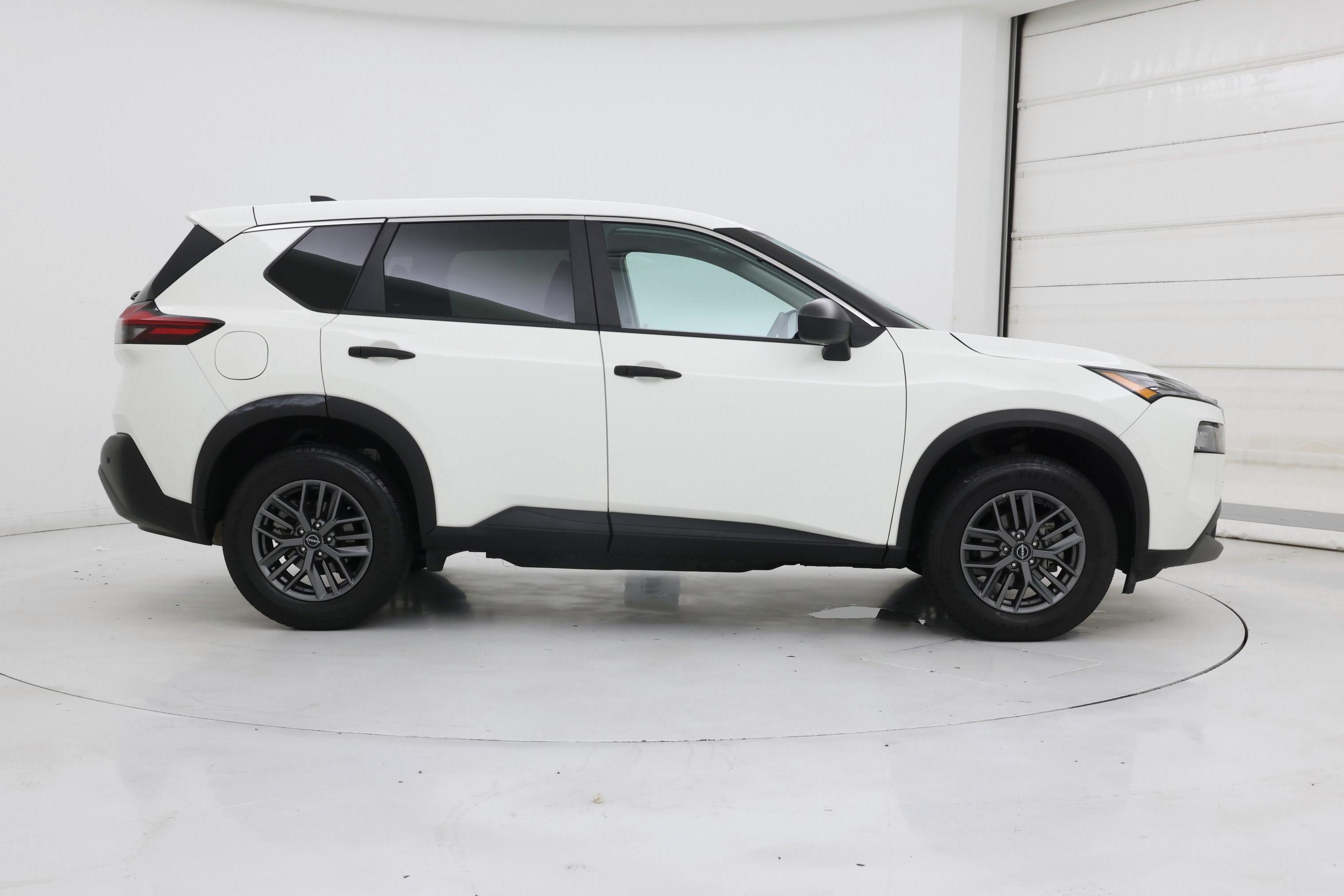 Thumbnail: 2022 Nissan Rogue - 7