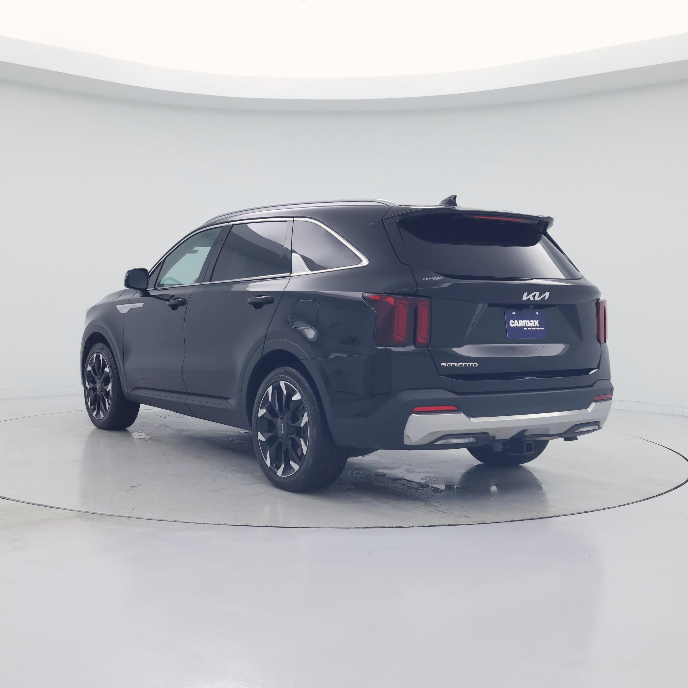Thumbnail: 2024 Kia Sorento - 2