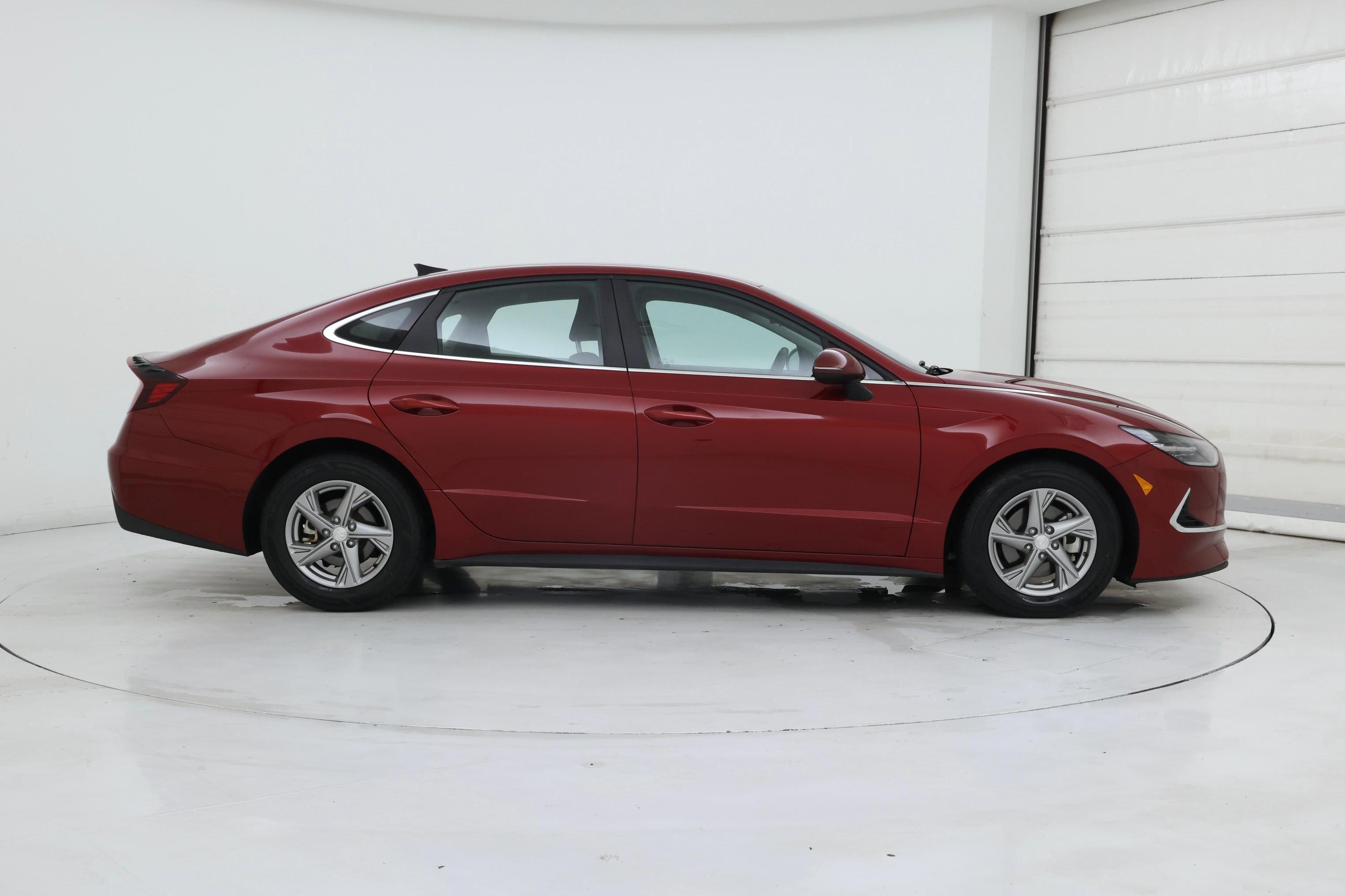 Thumbnail: 2023 Hyundai Sonata - 7