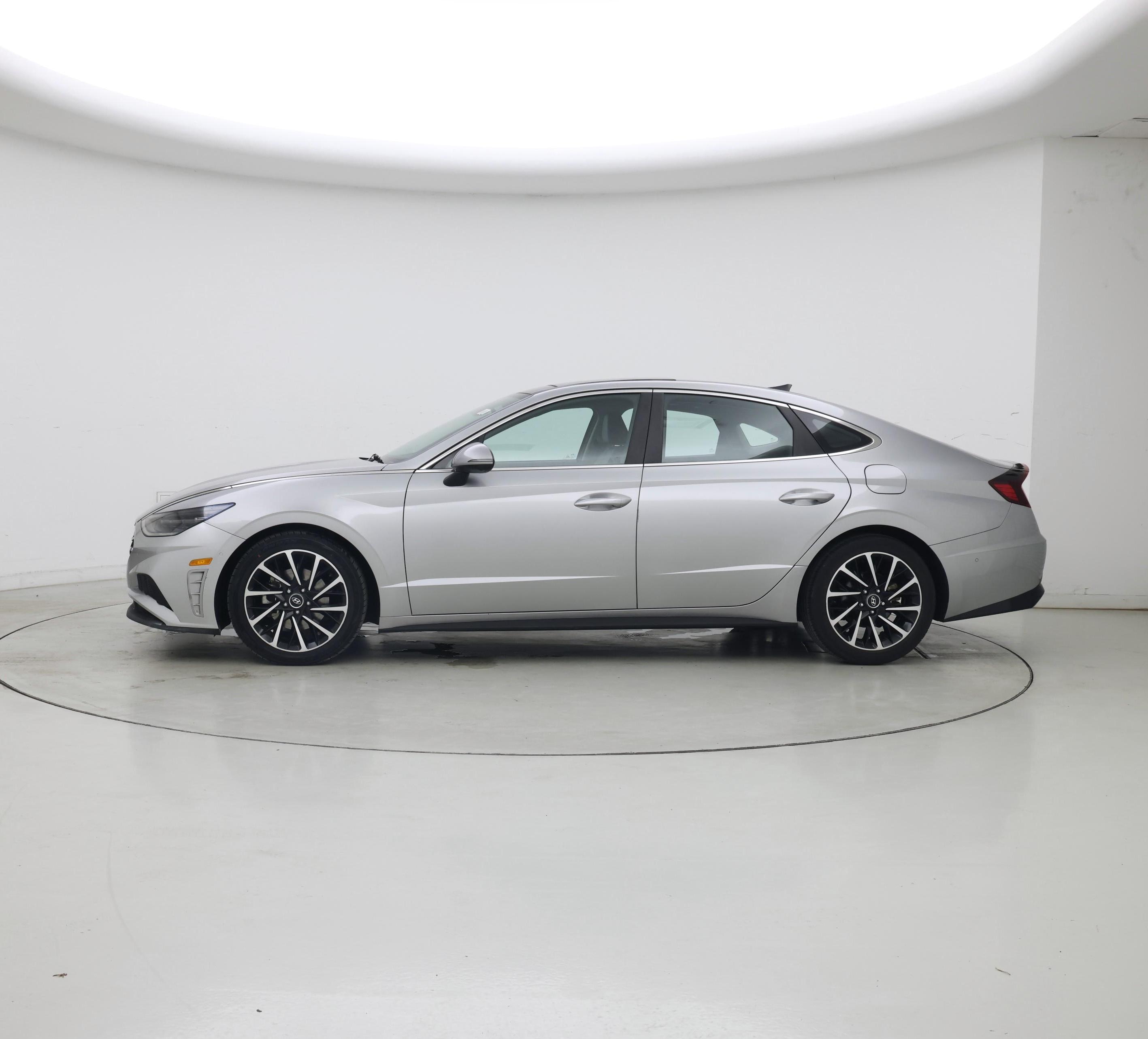 Thumbnail: 2021 Hyundai Sonata - 3