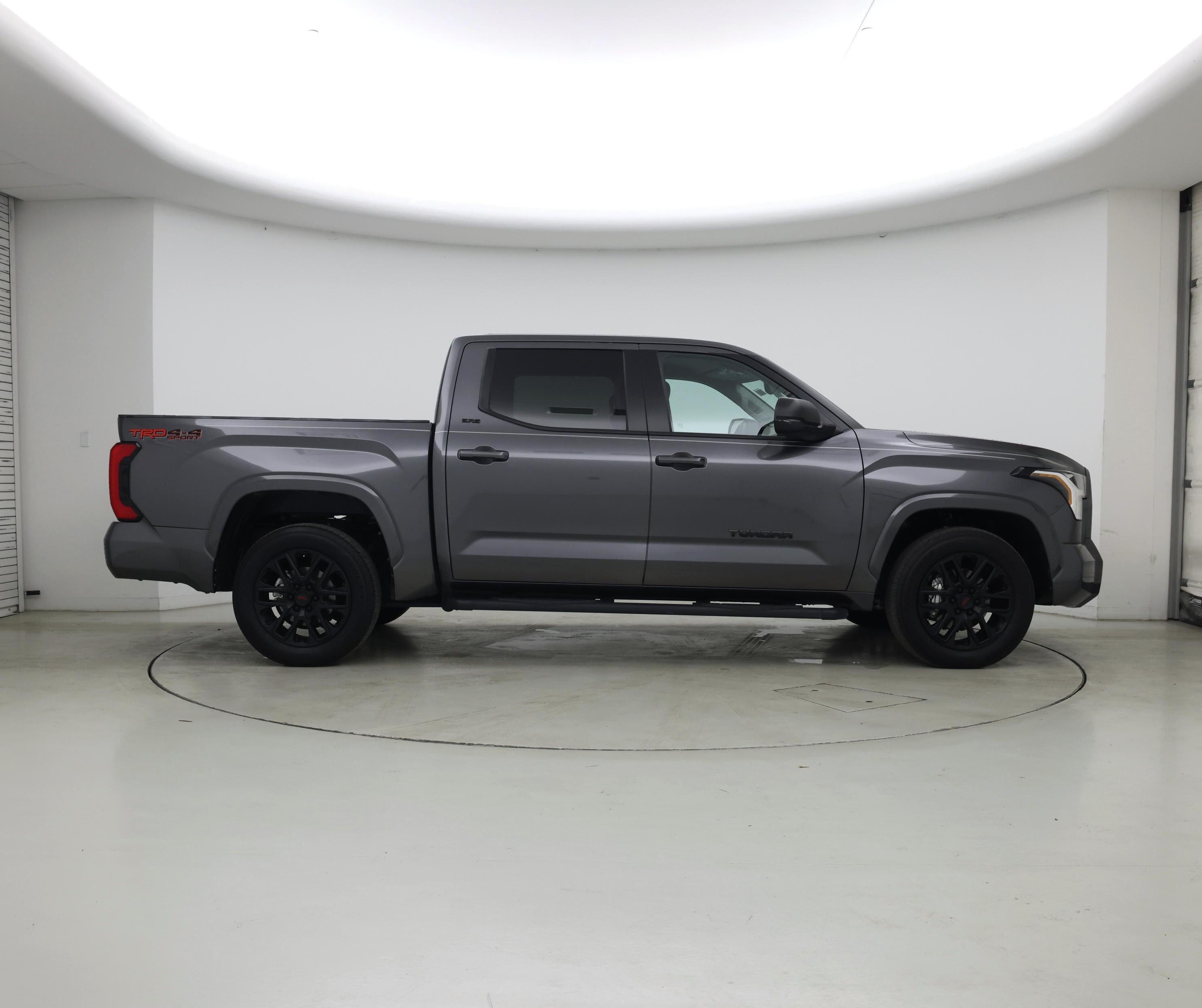 Thumbnail: 2024 Toyota Tundra - 7