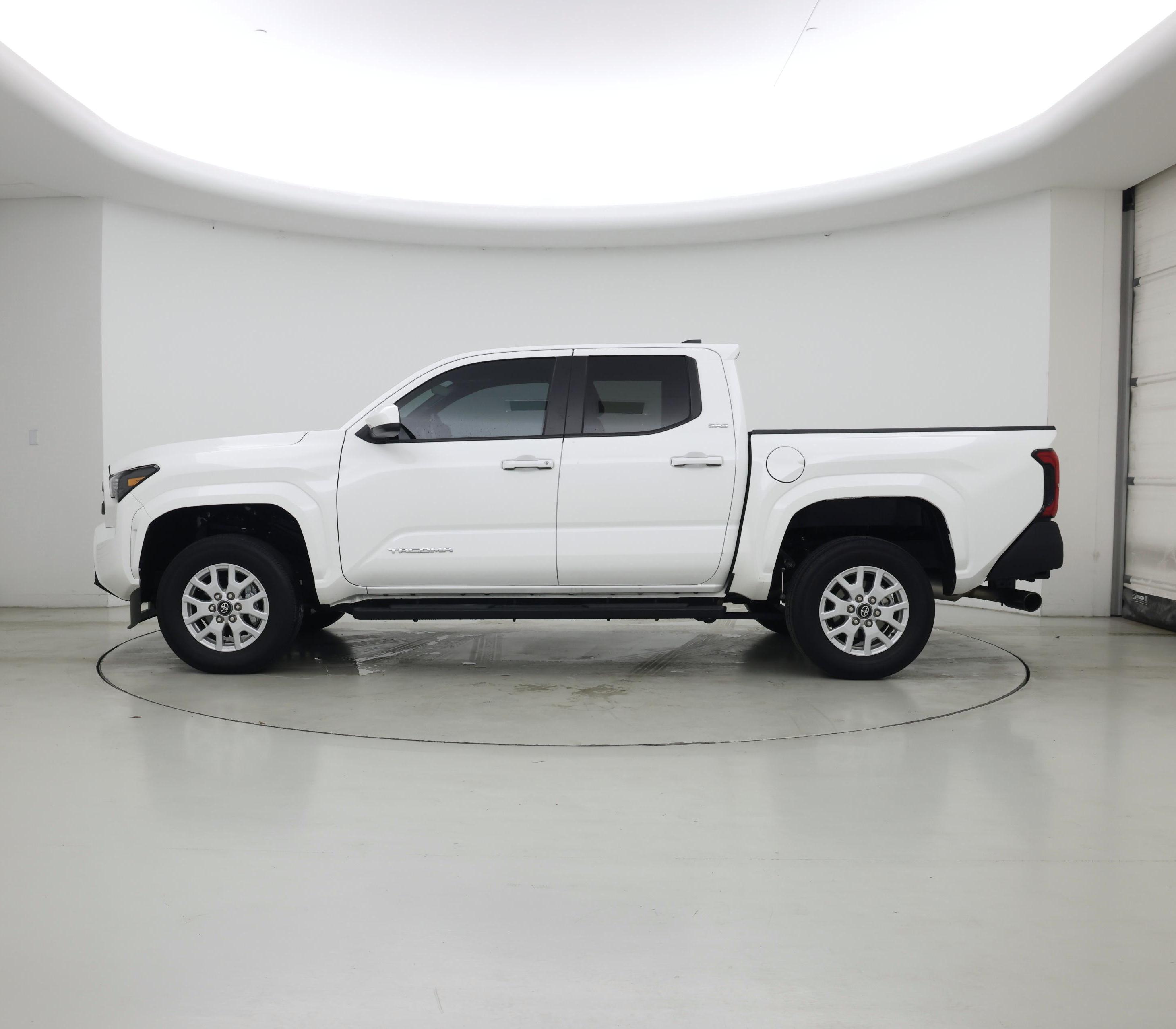 Thumbnail: 2024 Toyota Tacoma - 3