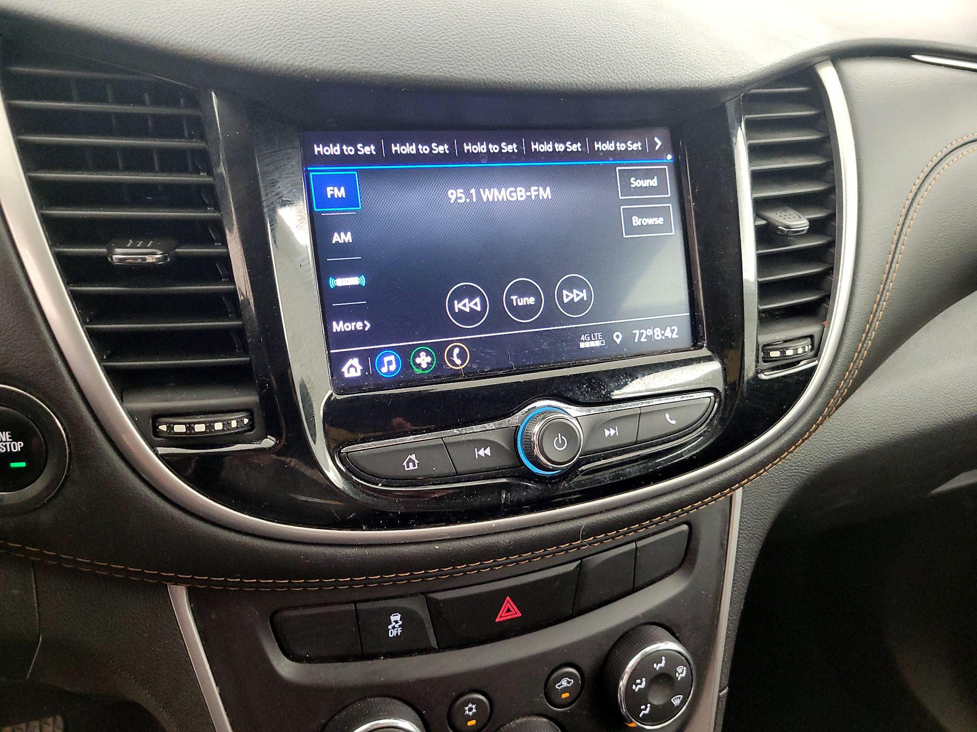 Thumbnail: 2022 Chevrolet Trax - 16