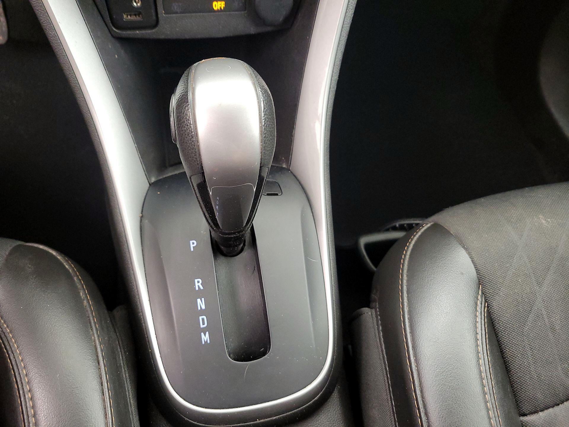 Thumbnail: 2022 Chevrolet Trax - 18