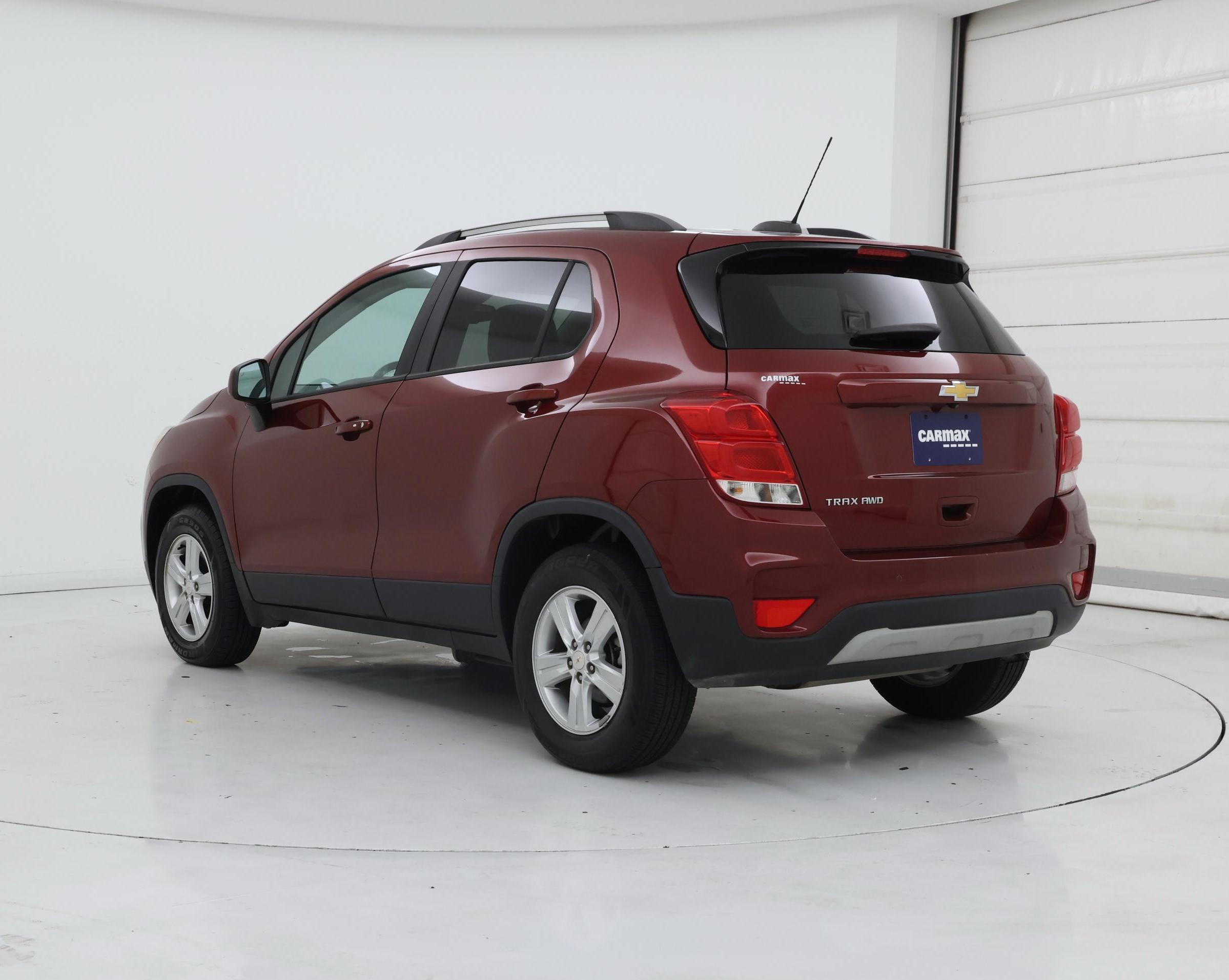 Thumbnail: 2022 Chevrolet Trax - 2