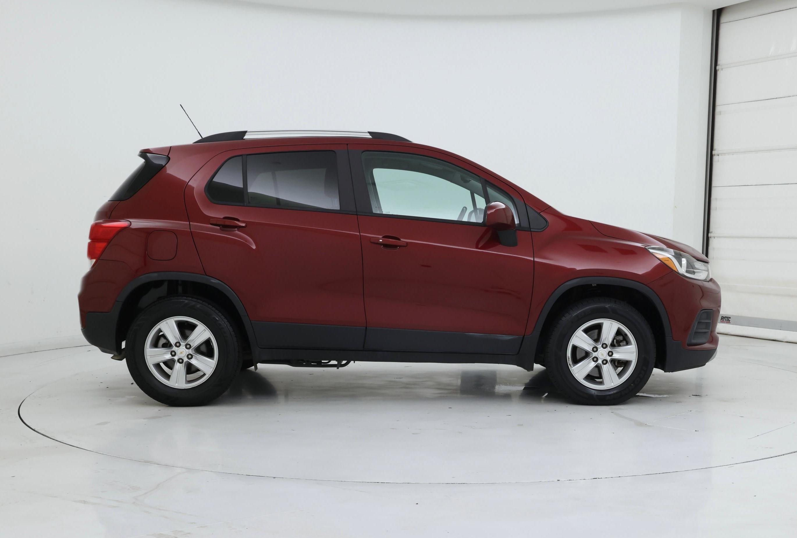 Thumbnail: 2022 Chevrolet Trax - 7