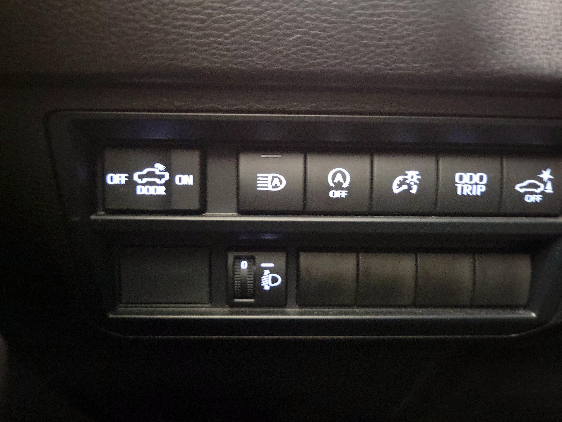 Thumbnail: 2025 Toyota Tundra - 13