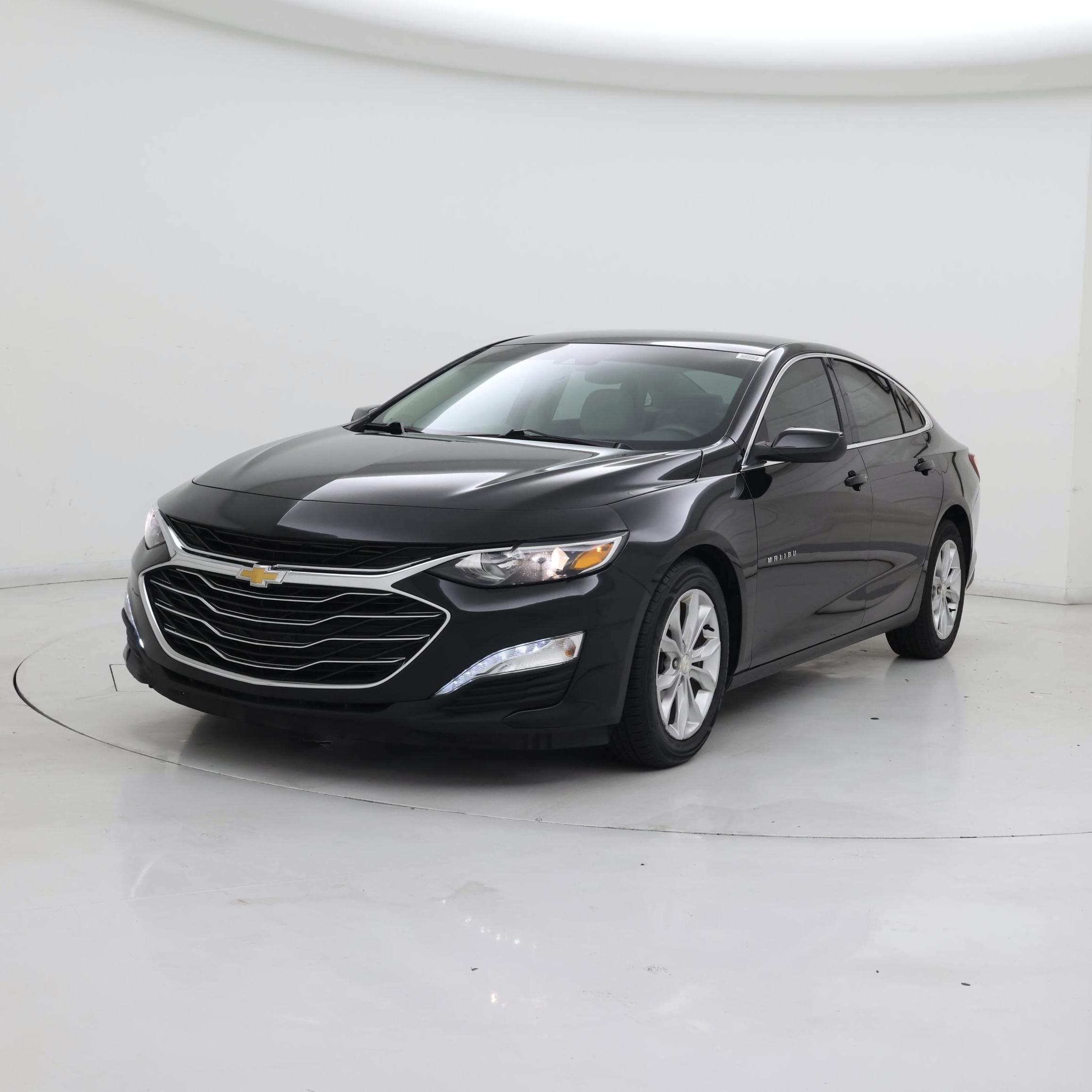 Thumbnail: 2021 Chevrolet Malibu - 4