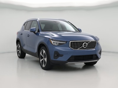 2023 Volvo XC40 B5 Plus Bright Theme