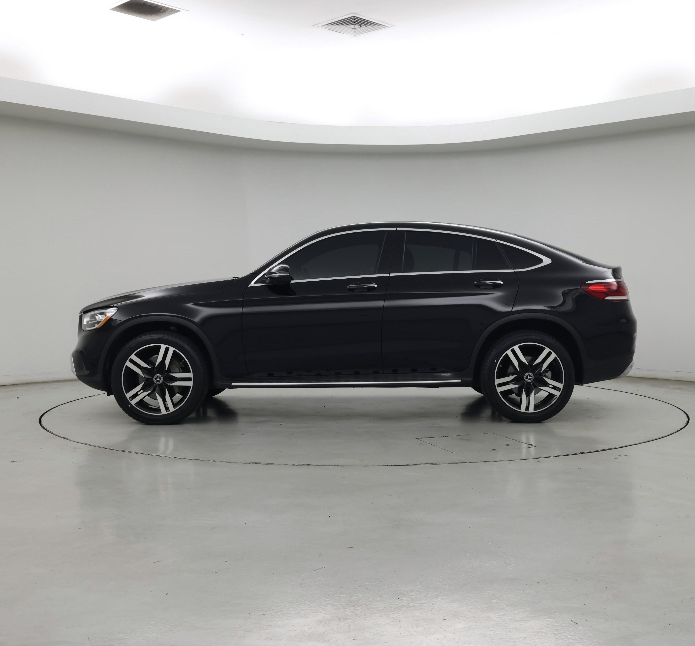 Thumbnail: 2021 Mercedes-Benz GLC - 3