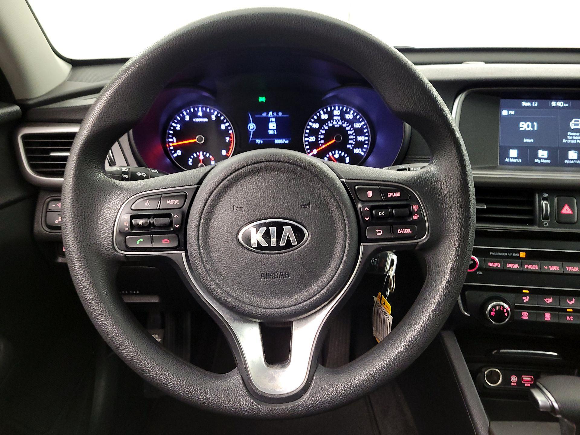 Thumbnail: 2018 Kia Optima - 10