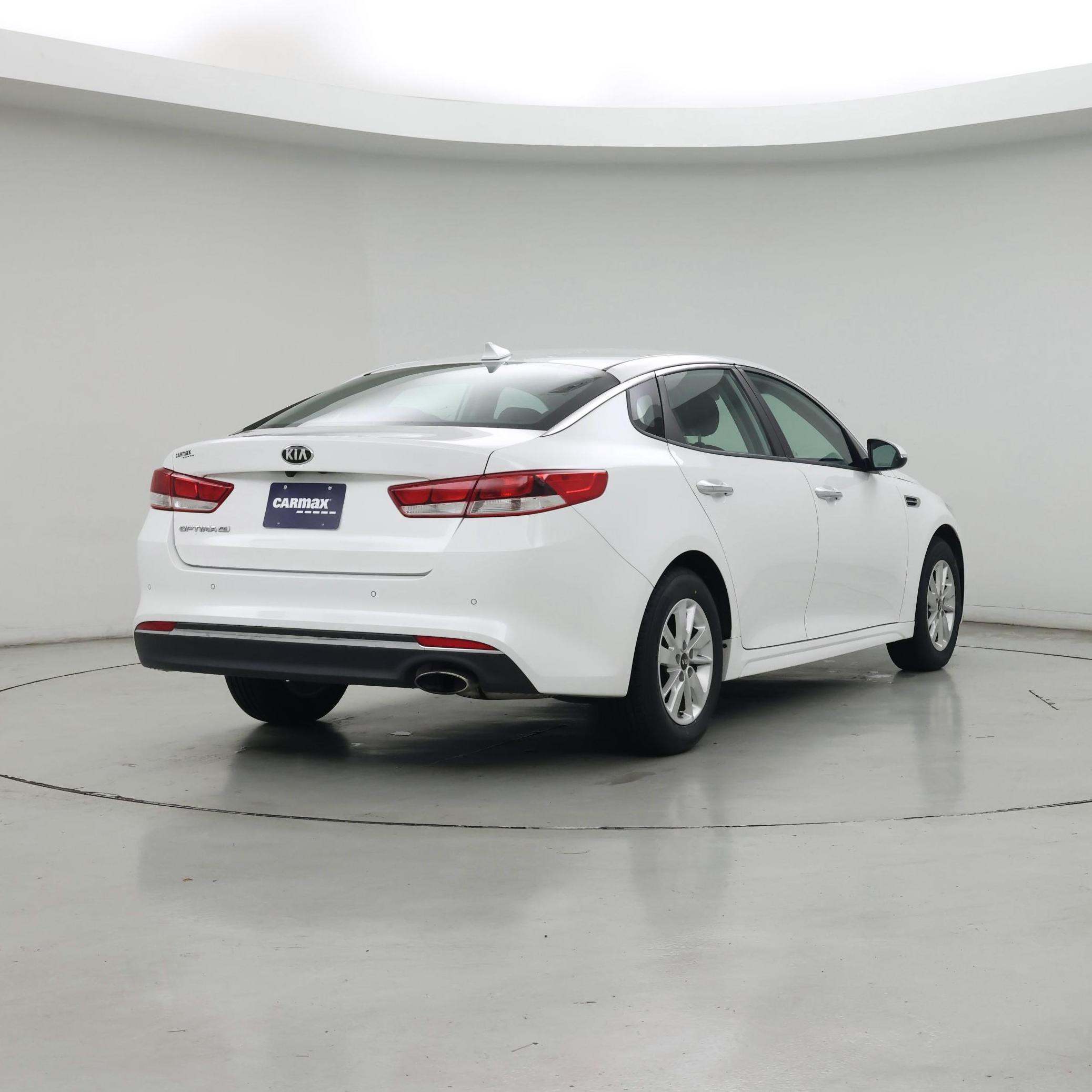 Thumbnail: 2018 Kia Optima - 8