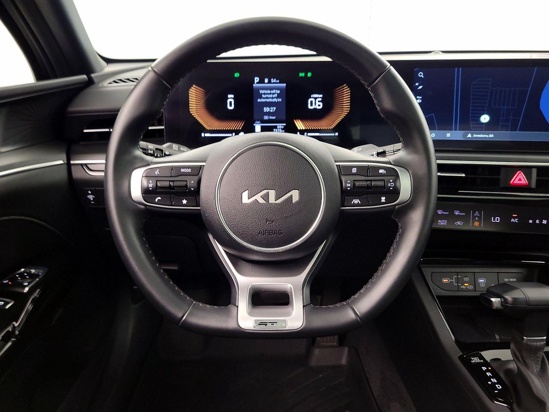 Thumbnail: 2025 Kia K5 - 10