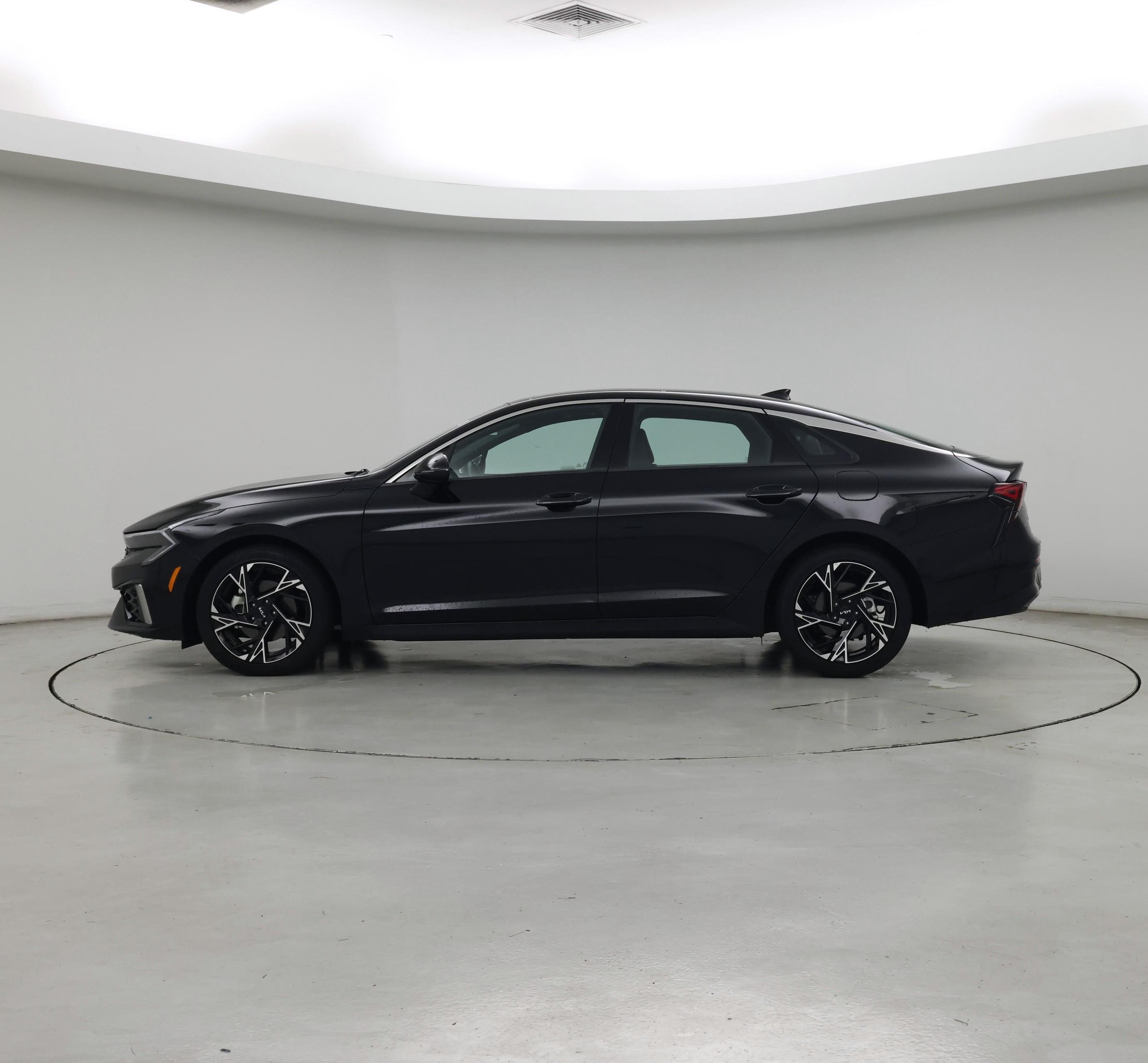 Thumbnail: 2025 Kia K5 - 3