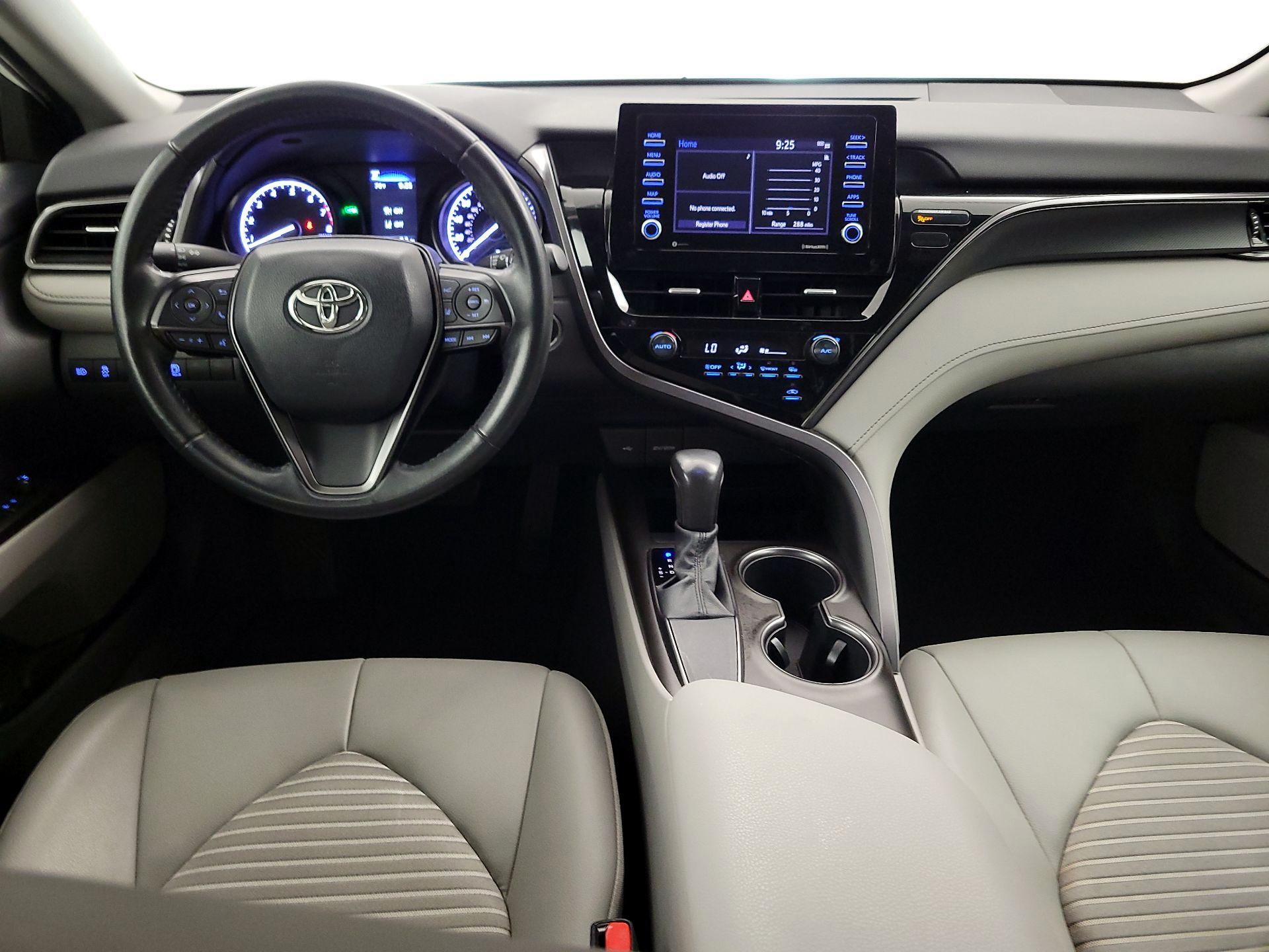 Thumbnail: 2021 Toyota Camry - 9