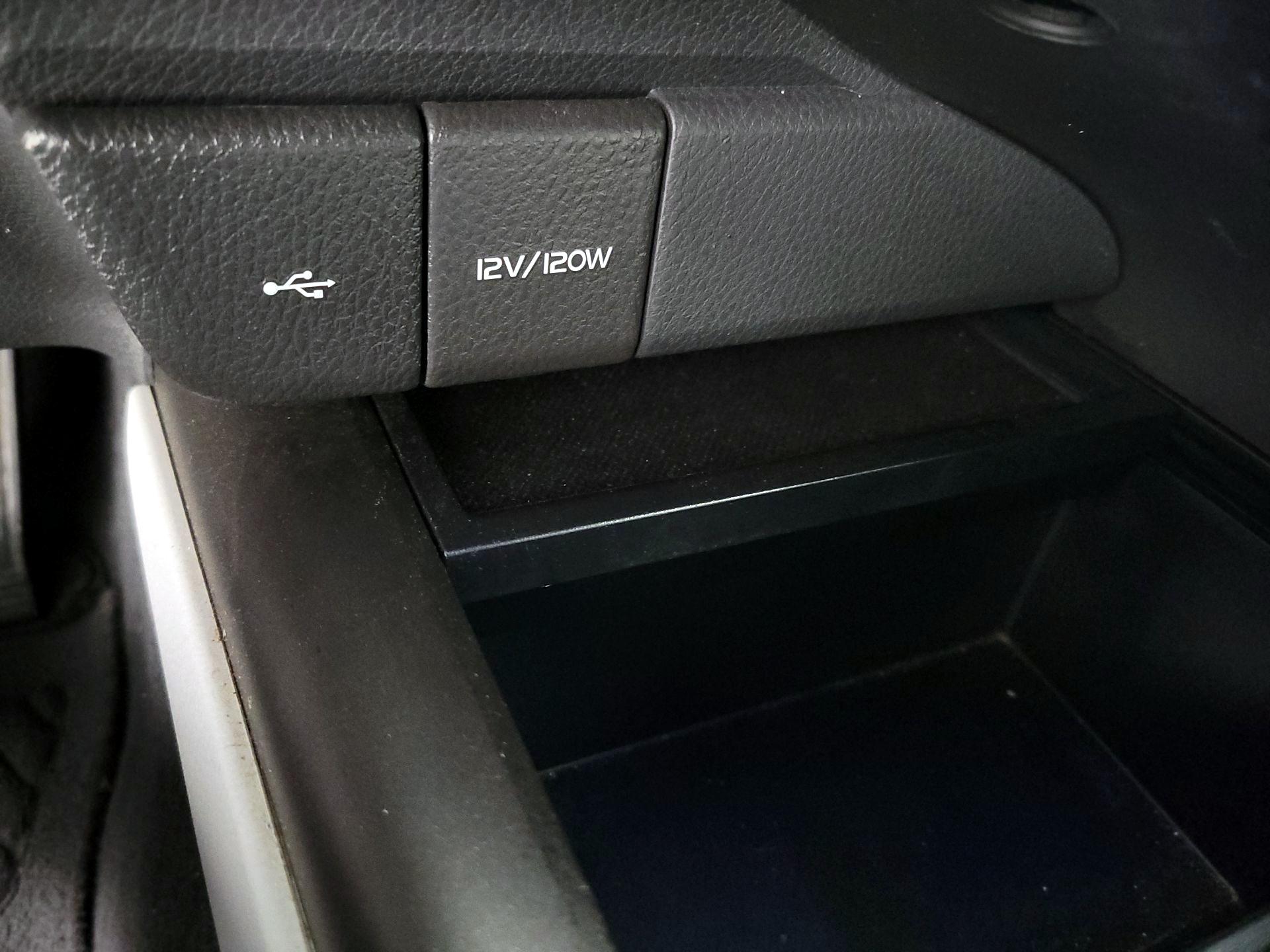 Thumbnail: 2021 Toyota Camry - 18