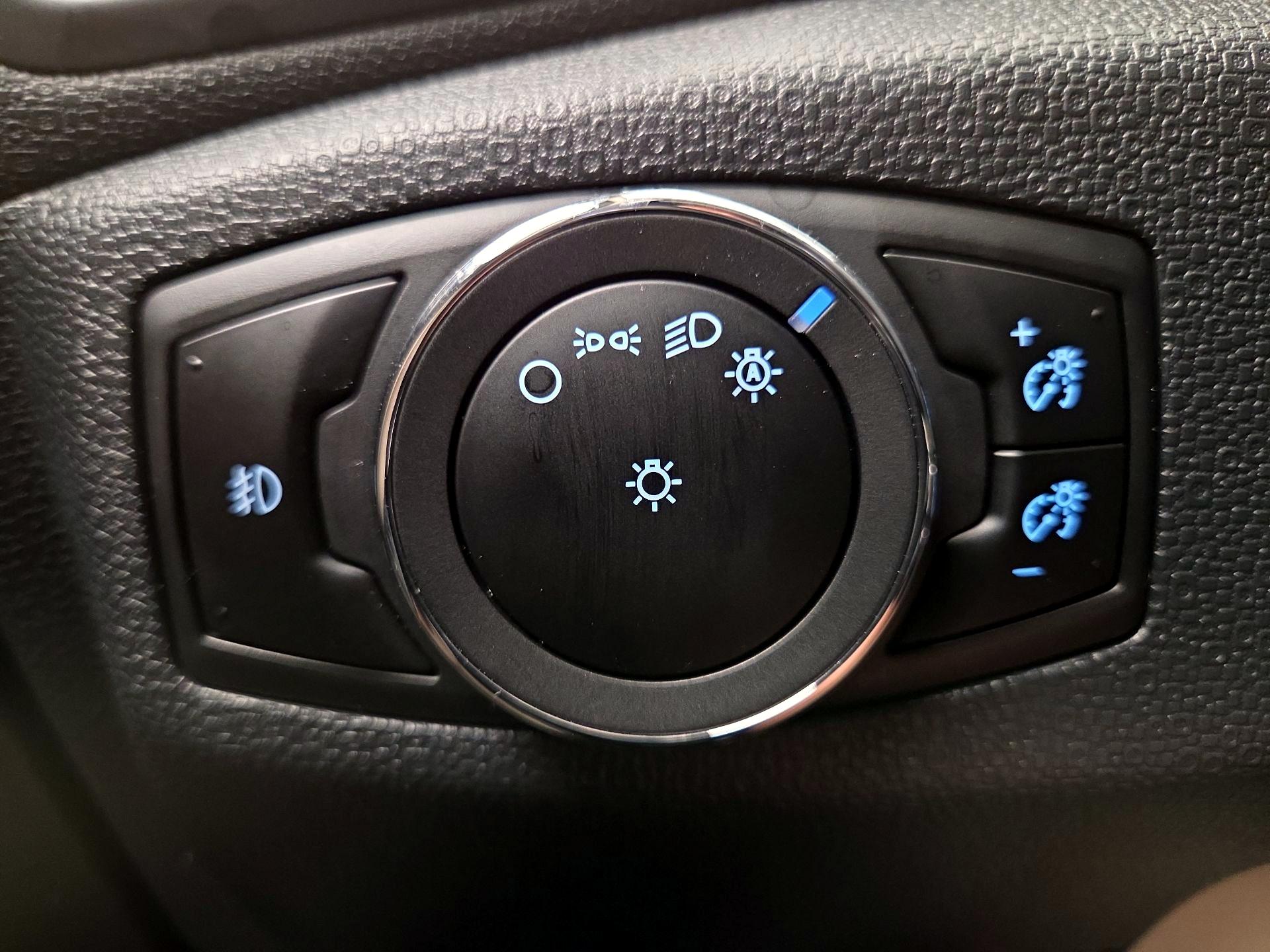 Thumbnail: 2019 Ford EcoSport - 13
