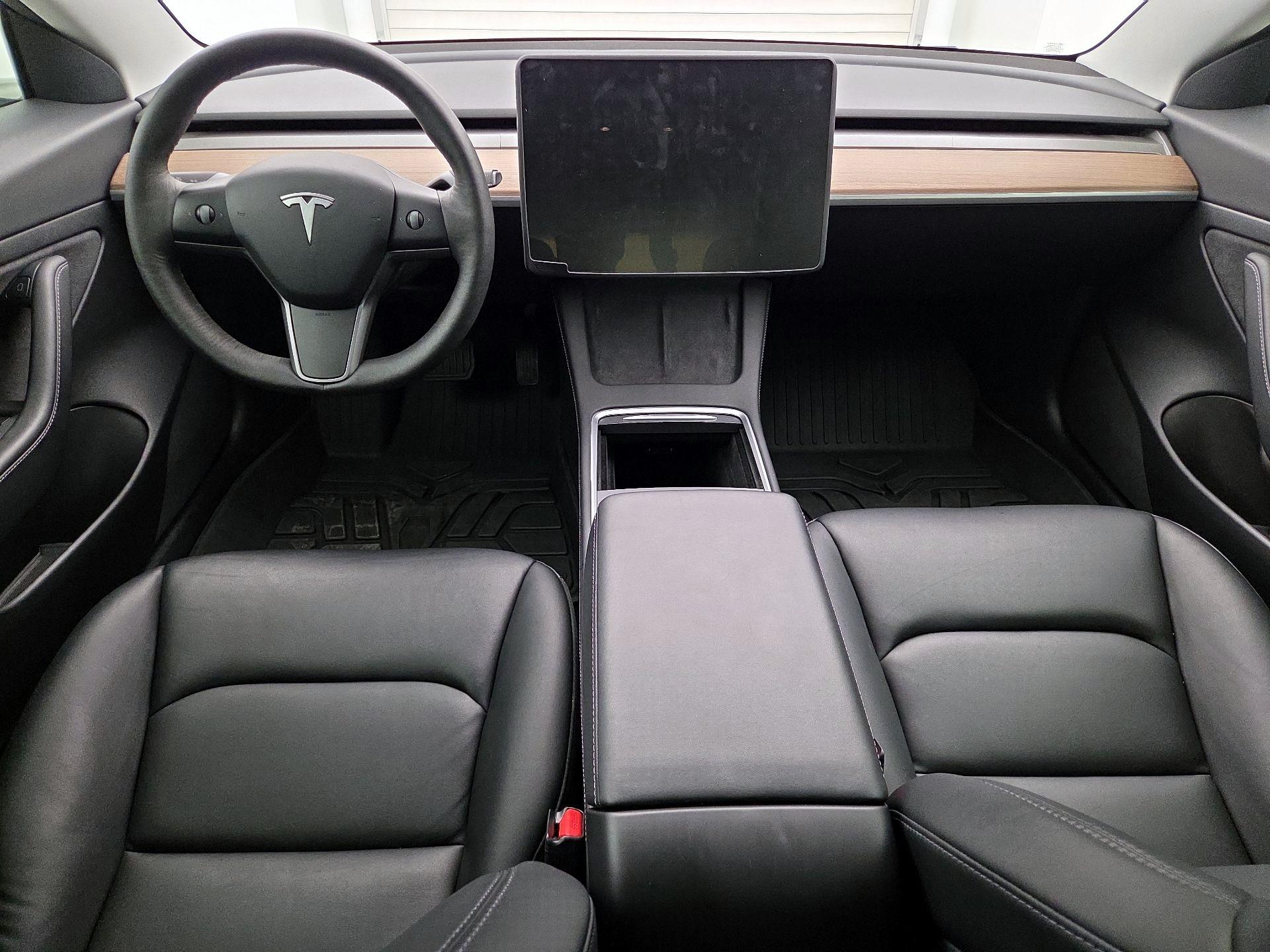 Thumbnail: 2021 Tesla Model 3 - 9