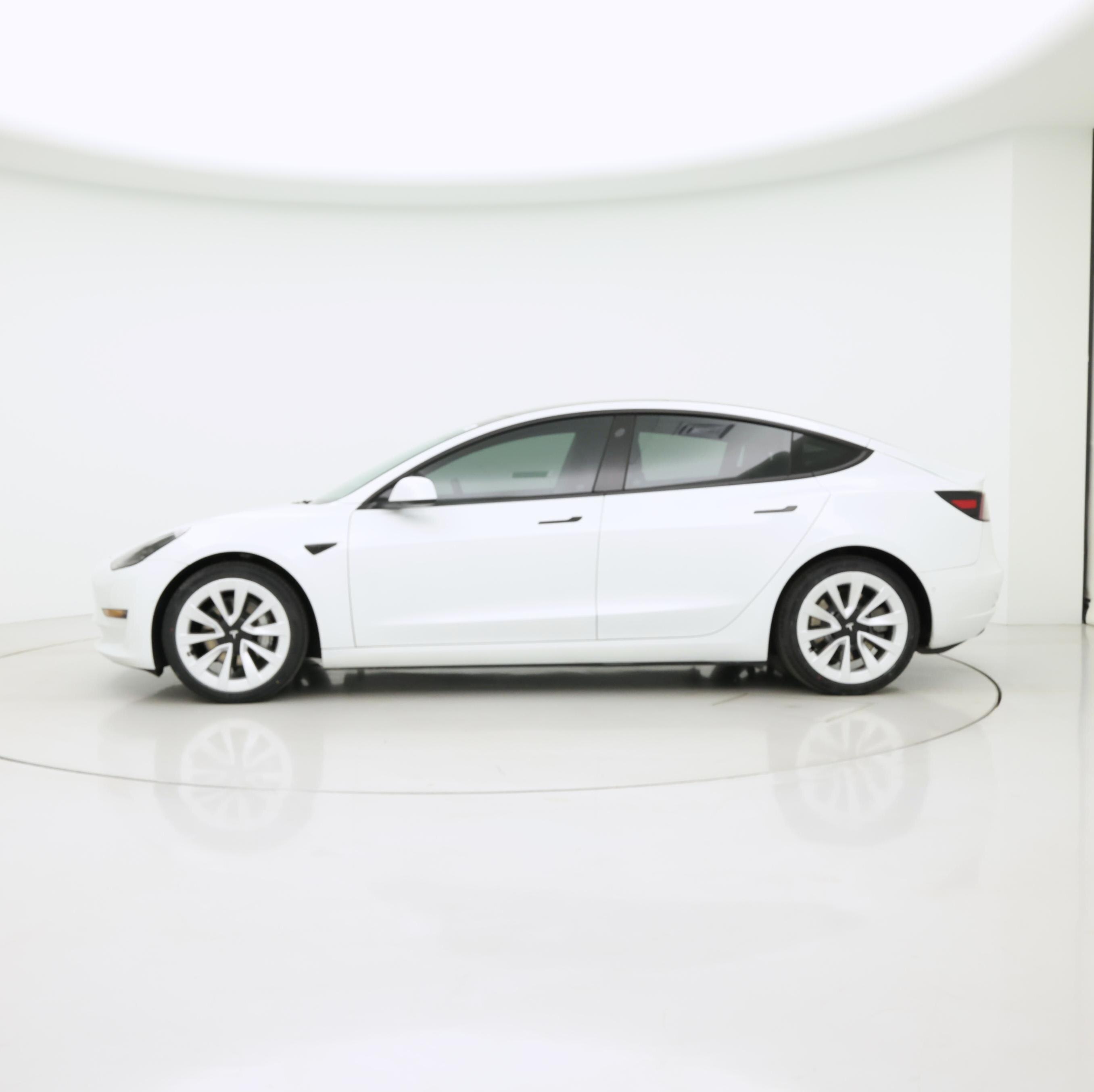 Thumbnail: 2021 Tesla Model 3 - 3