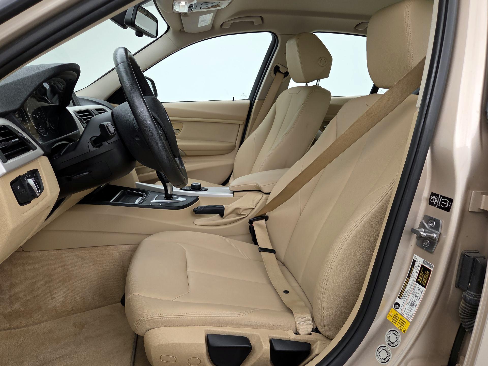 Thumbnail: 2014 BMW 3 Series - 11