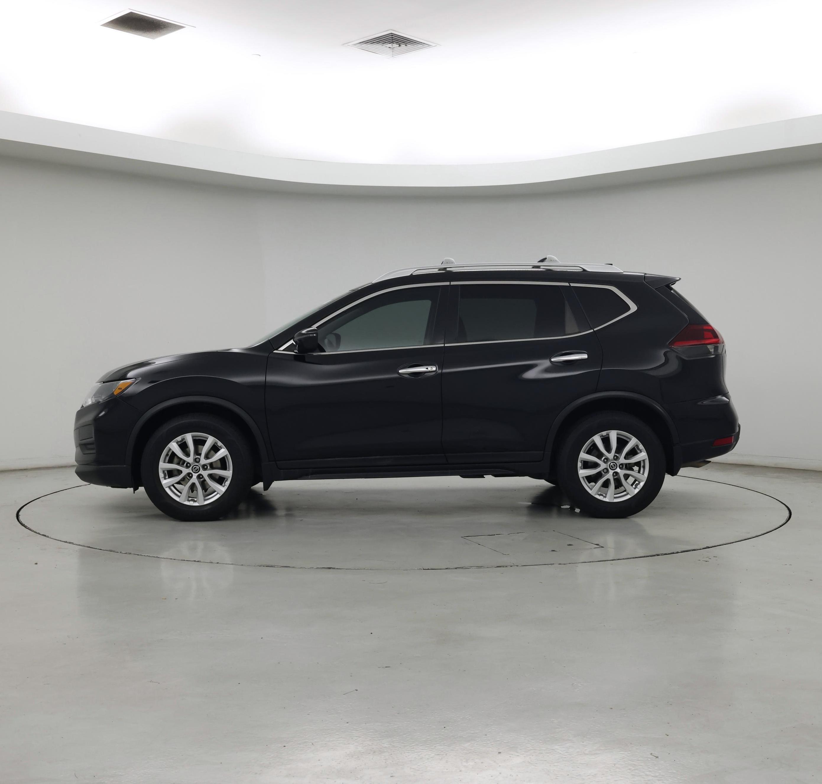 Thumbnail: 2019 Nissan Rogue - 3